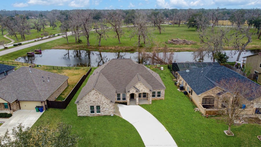 Property photo for 2291 Riverside Drive, West Columbia, TX