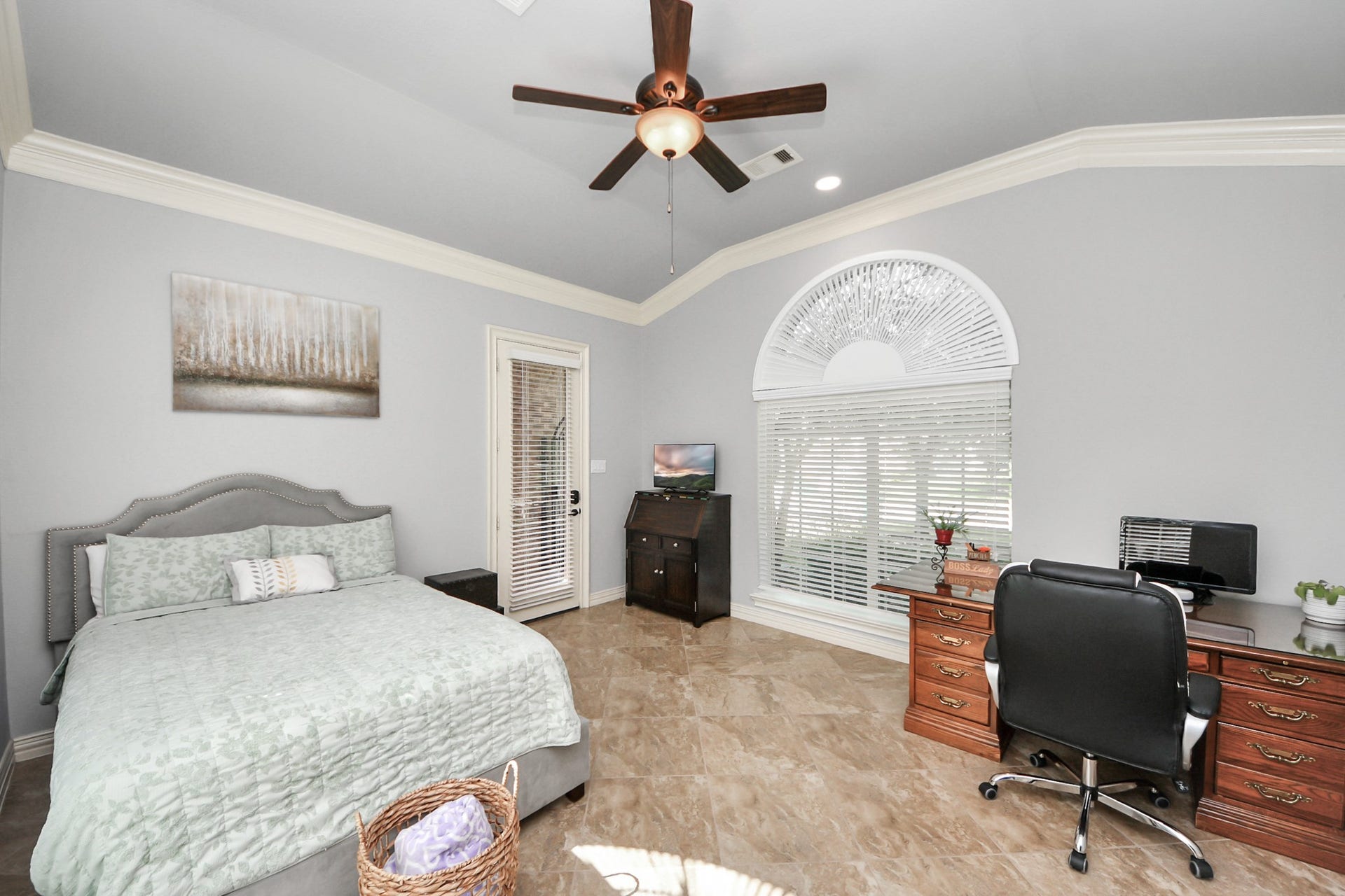 143 Pronghorn Place, Montgomery, TX 77316 La Casita #2 Primary Bedroom