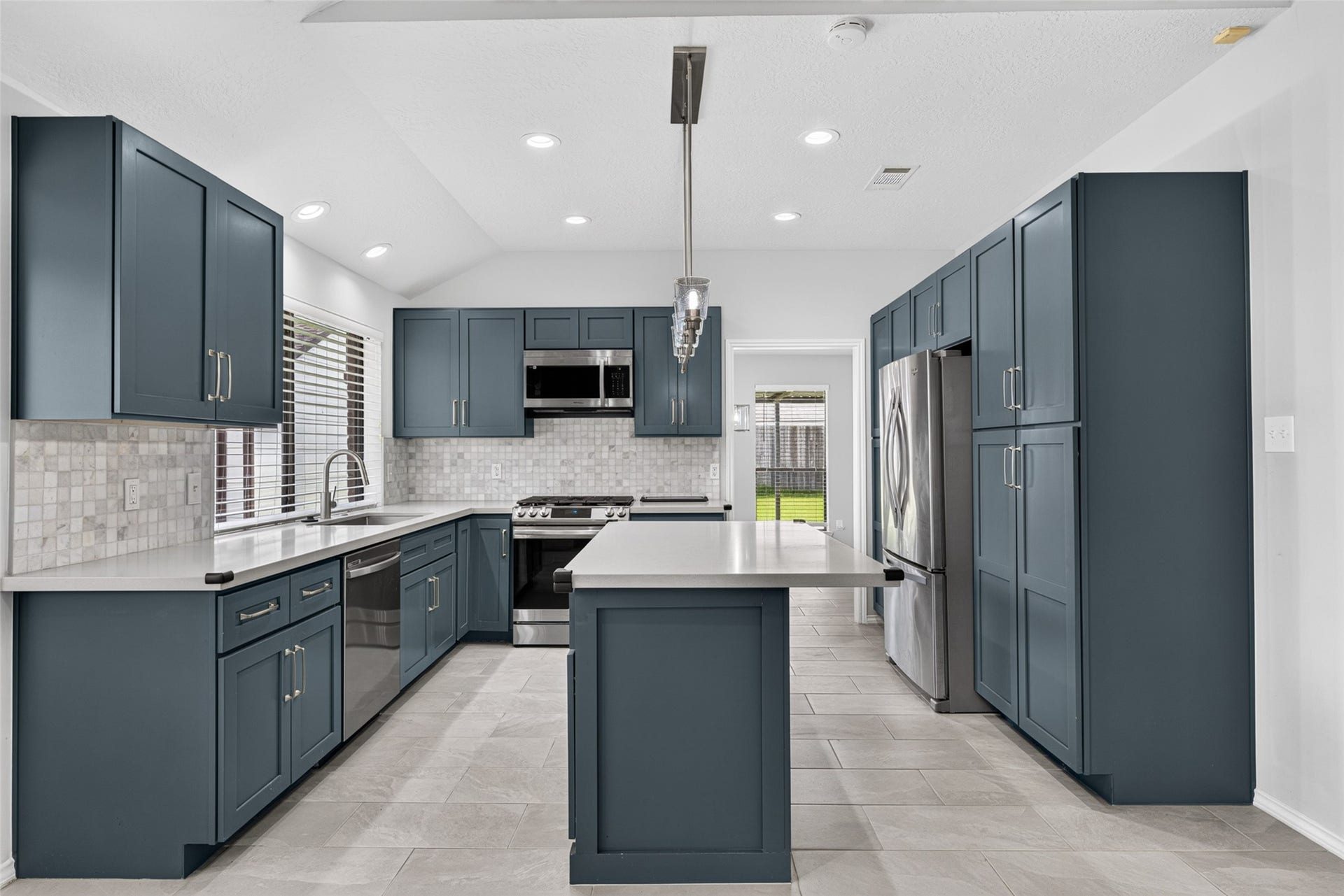 758 Rolling Mill Drive, Sugar Land, TX 77498 758 Rolling Mill Drive, Sugar Land, TX 77498