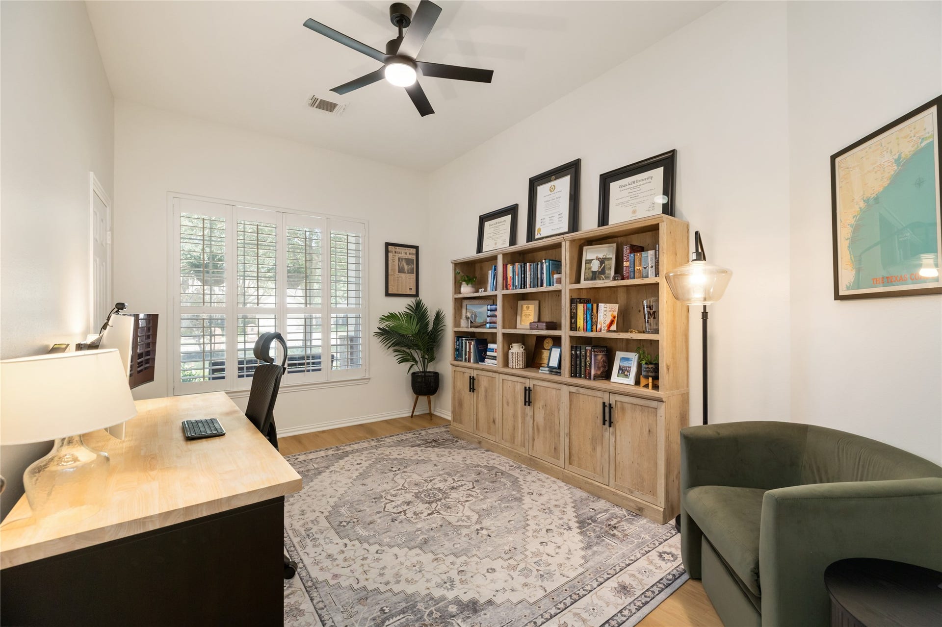 12922 Coopers Hawk Drive, Houston, TX 77044 12922 Coopers Hawk Drive, Houston, TX 77044