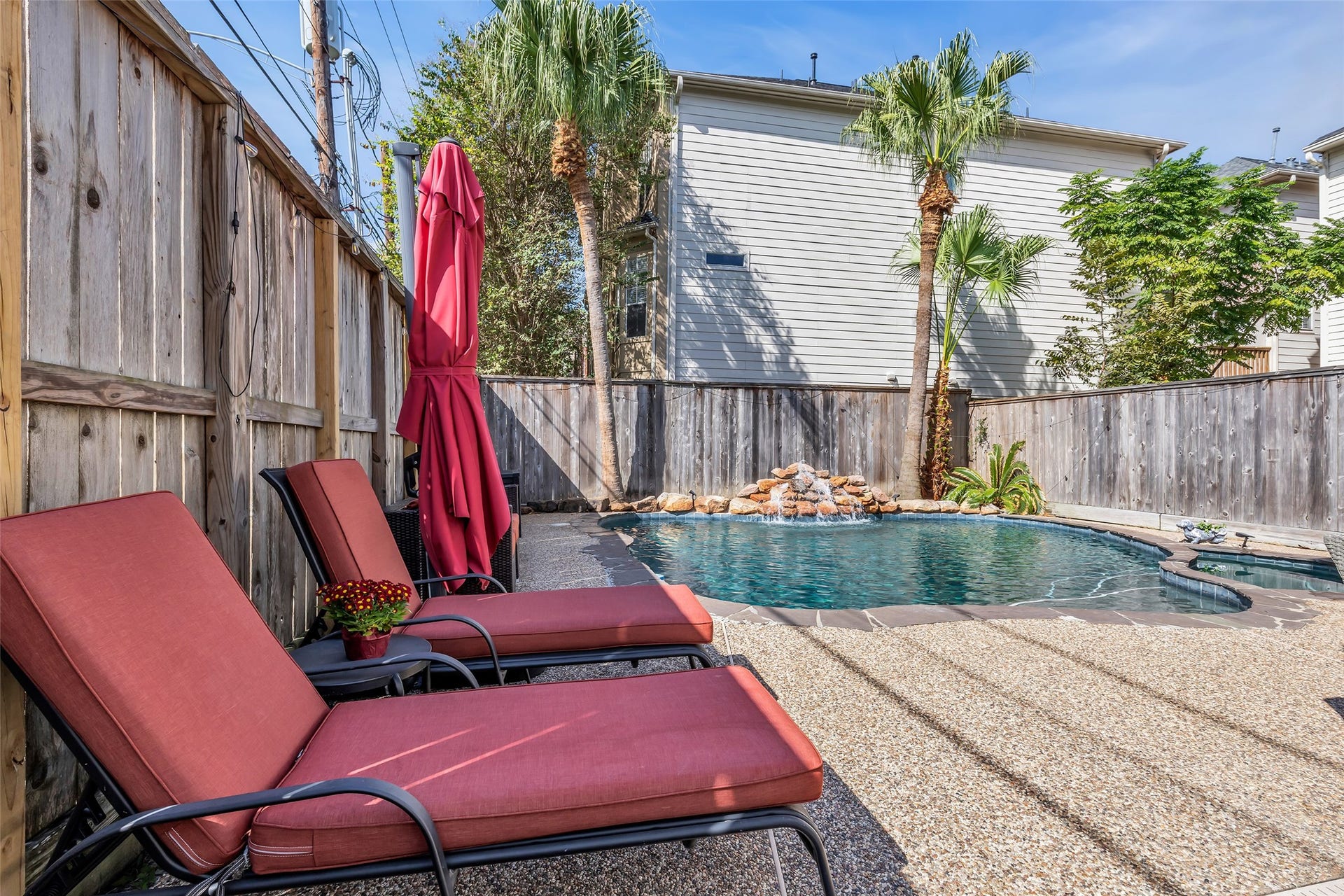 601 Lester Street, Houston, TX 77007 601 Lester Street, Houston, TX 77007