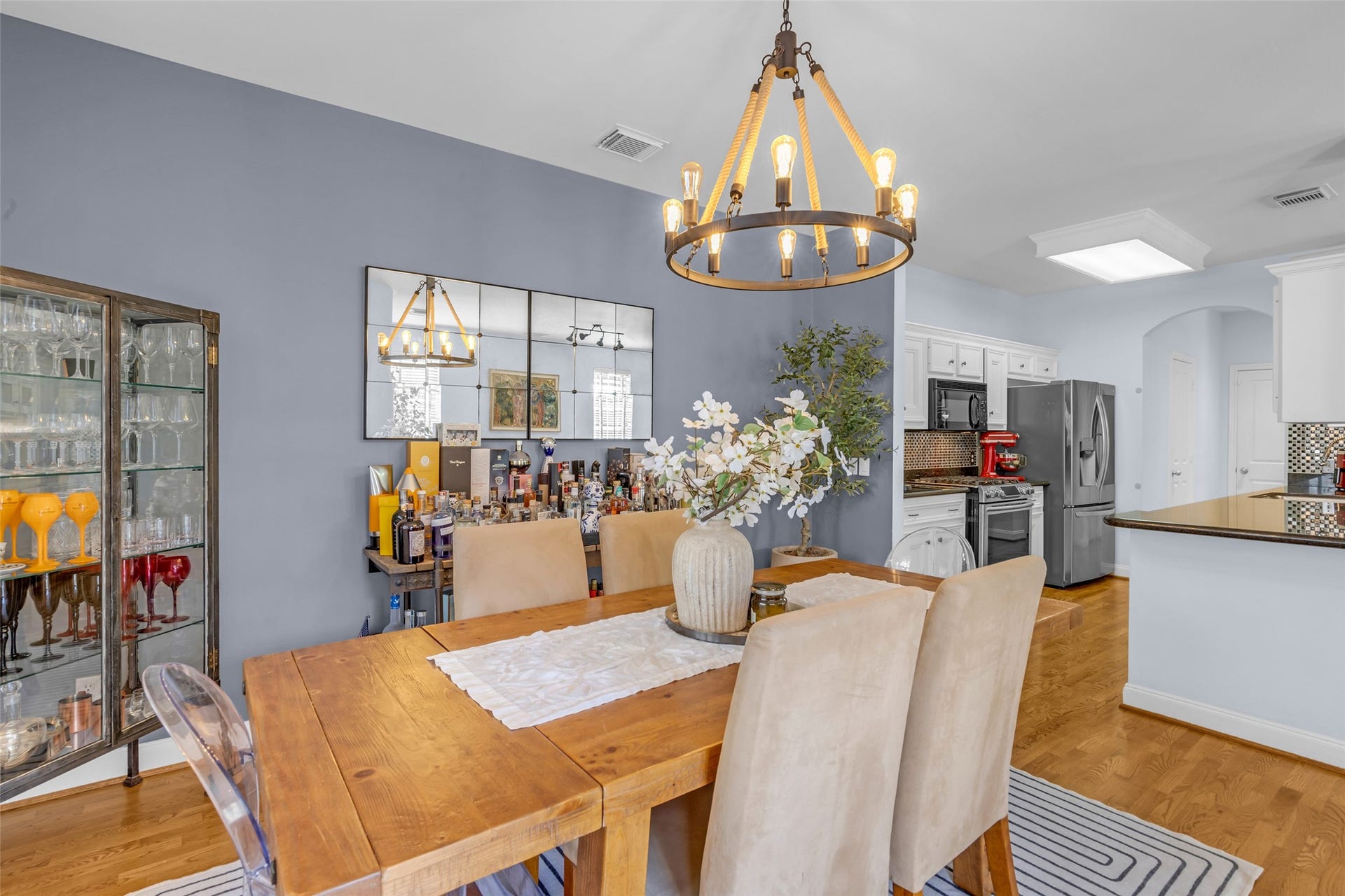 601 Lester Street, Houston, TX 77007 601 Lester Street, Houston, TX 77007