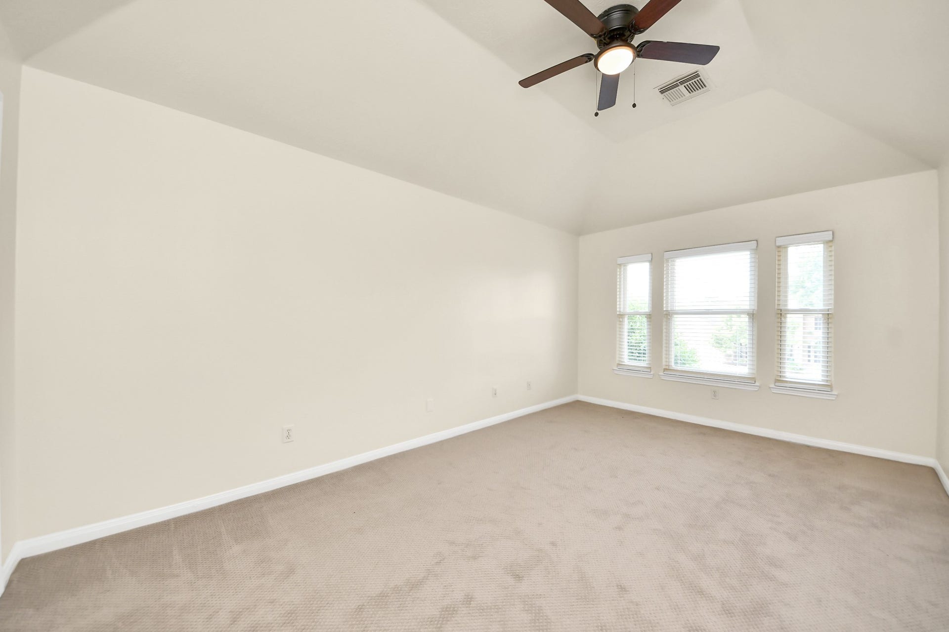 214 Willards Way, Stafford, TX 77477 214 Willards Way, Stafford, TX 77477