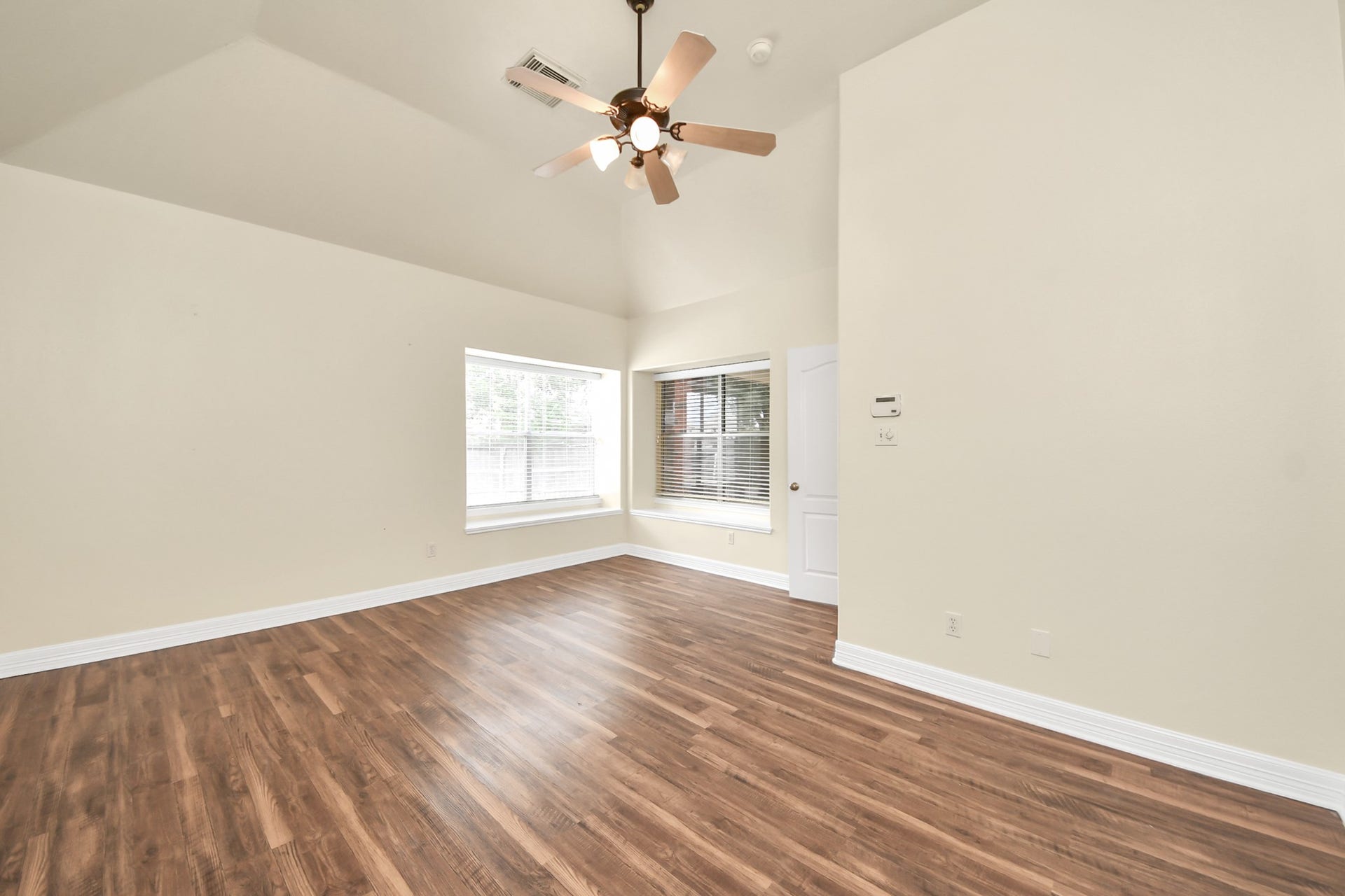 214 Willards Way, Stafford, TX 77477 214 Willards Way, Stafford, TX 77477