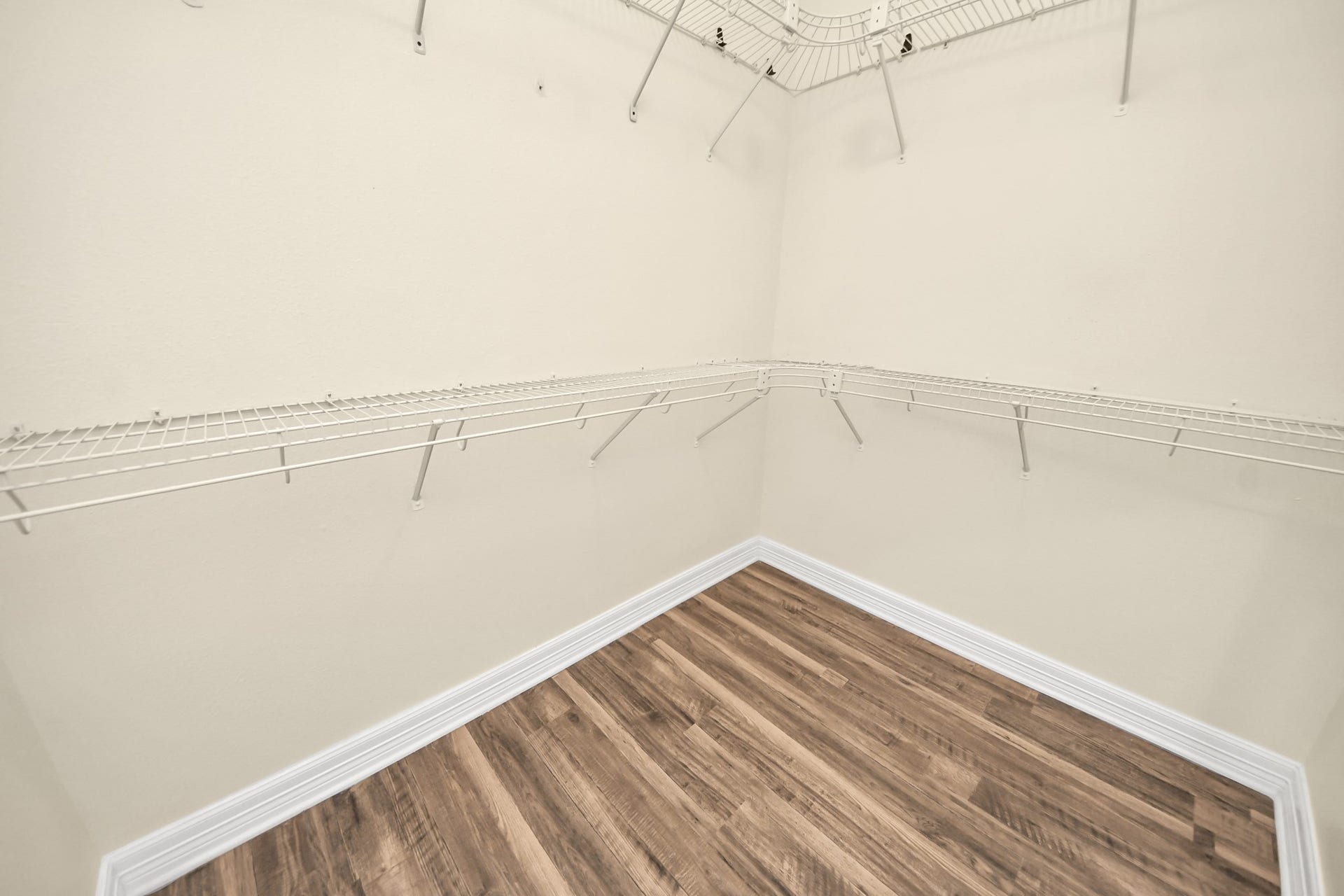 214 Willards Way, Stafford, TX 77477 214 Willards Way, Stafford, TX 77477