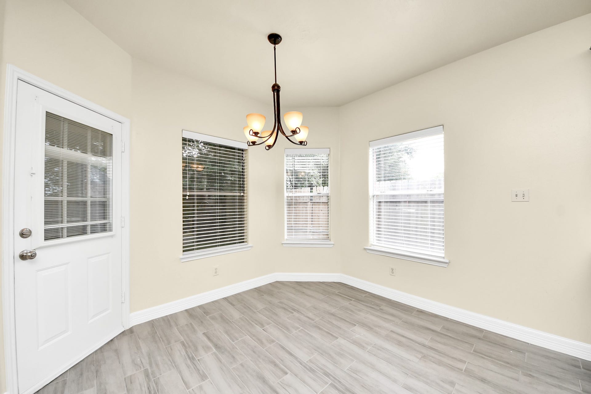 214 Willards Way, Stafford, TX 77477 214 Willards Way, Stafford, TX 77477