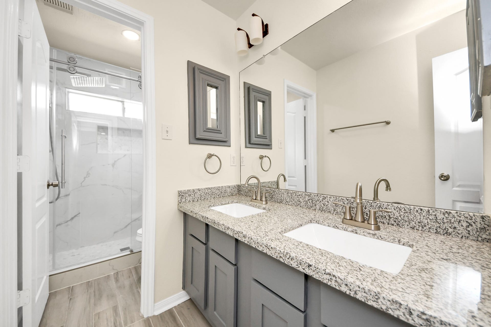 214 Willards Way, Stafford, TX 77477 214 Willards Way, Stafford, TX 77477