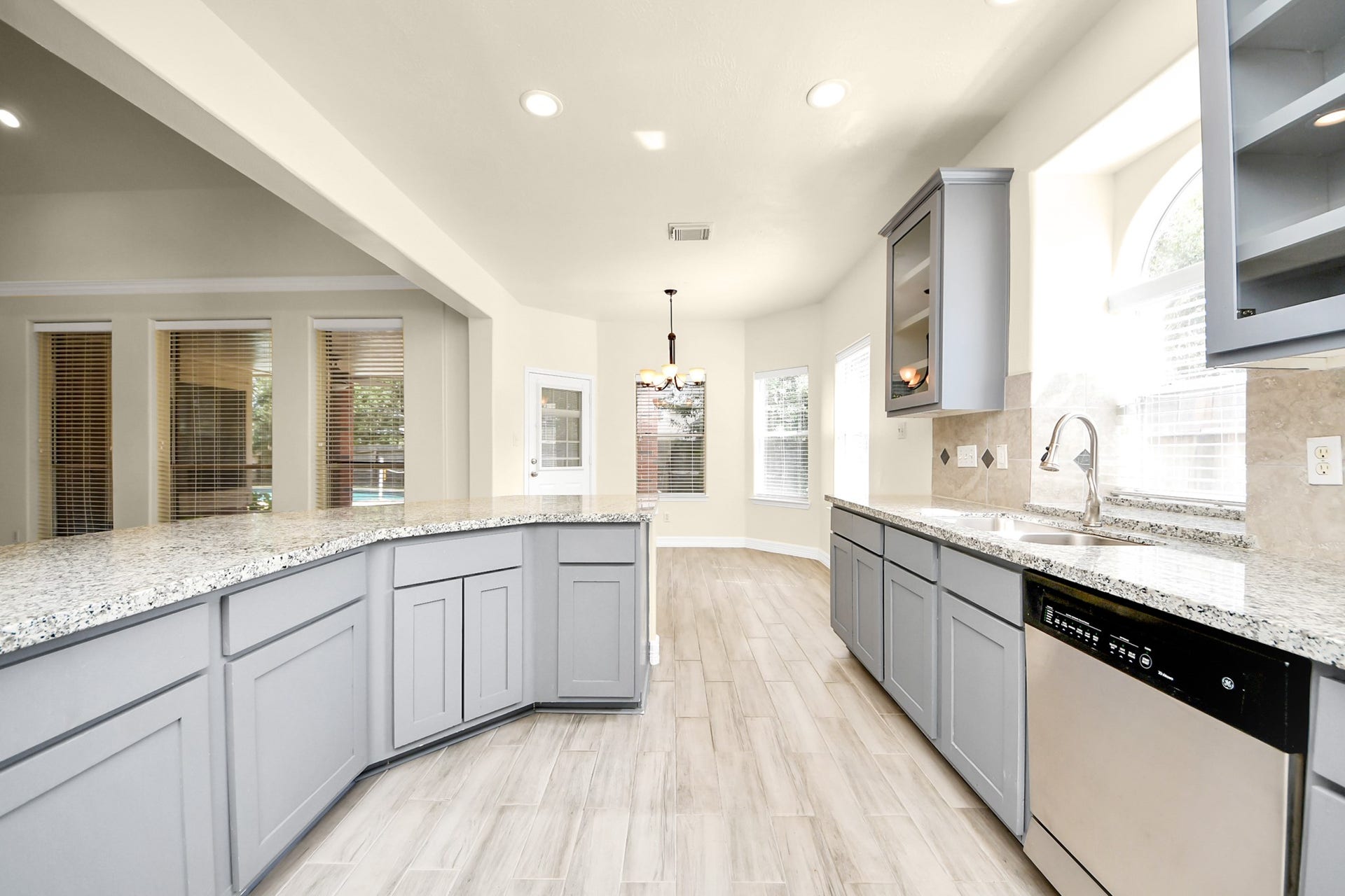 214 Willards Way, Stafford, TX 77477 214 Willards Way, Stafford, TX 77477