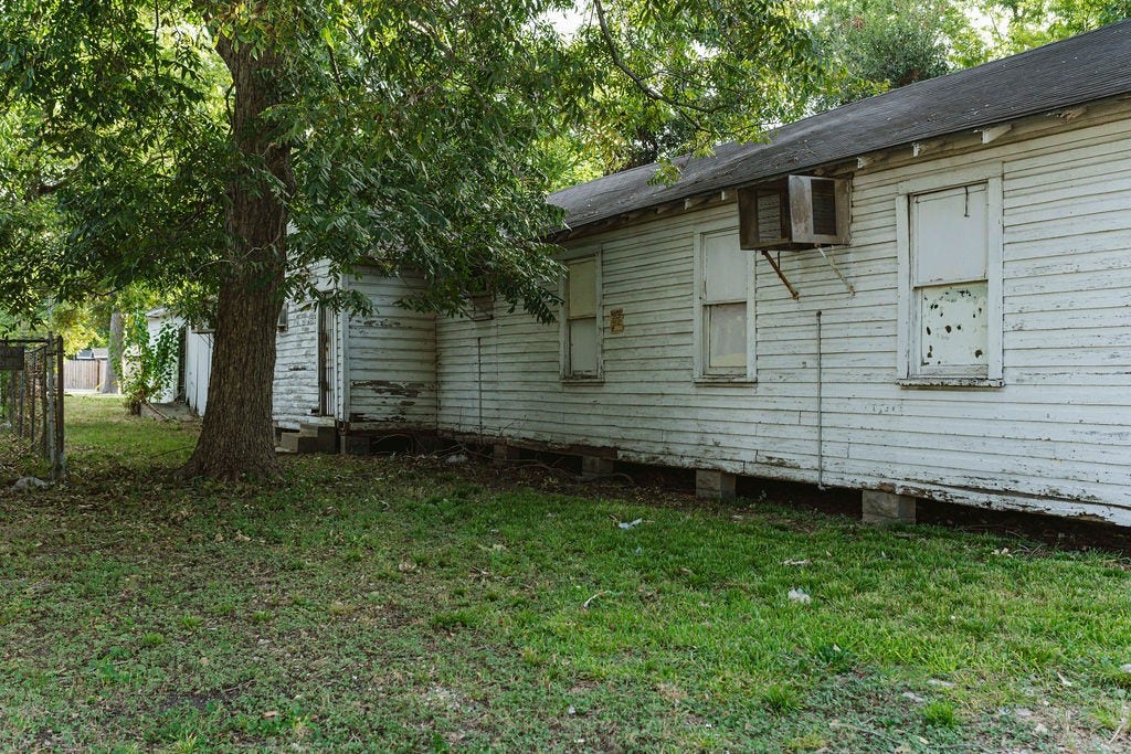 3216 Collingsworth Street, Houston, TX 77026 3216 Collingsworth Street, Houston, TX 77026