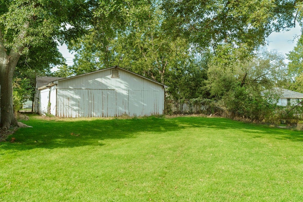 3216 Collingsworth Street, Houston, TX 77026 3216 Collingsworth Street, Houston, TX 77026