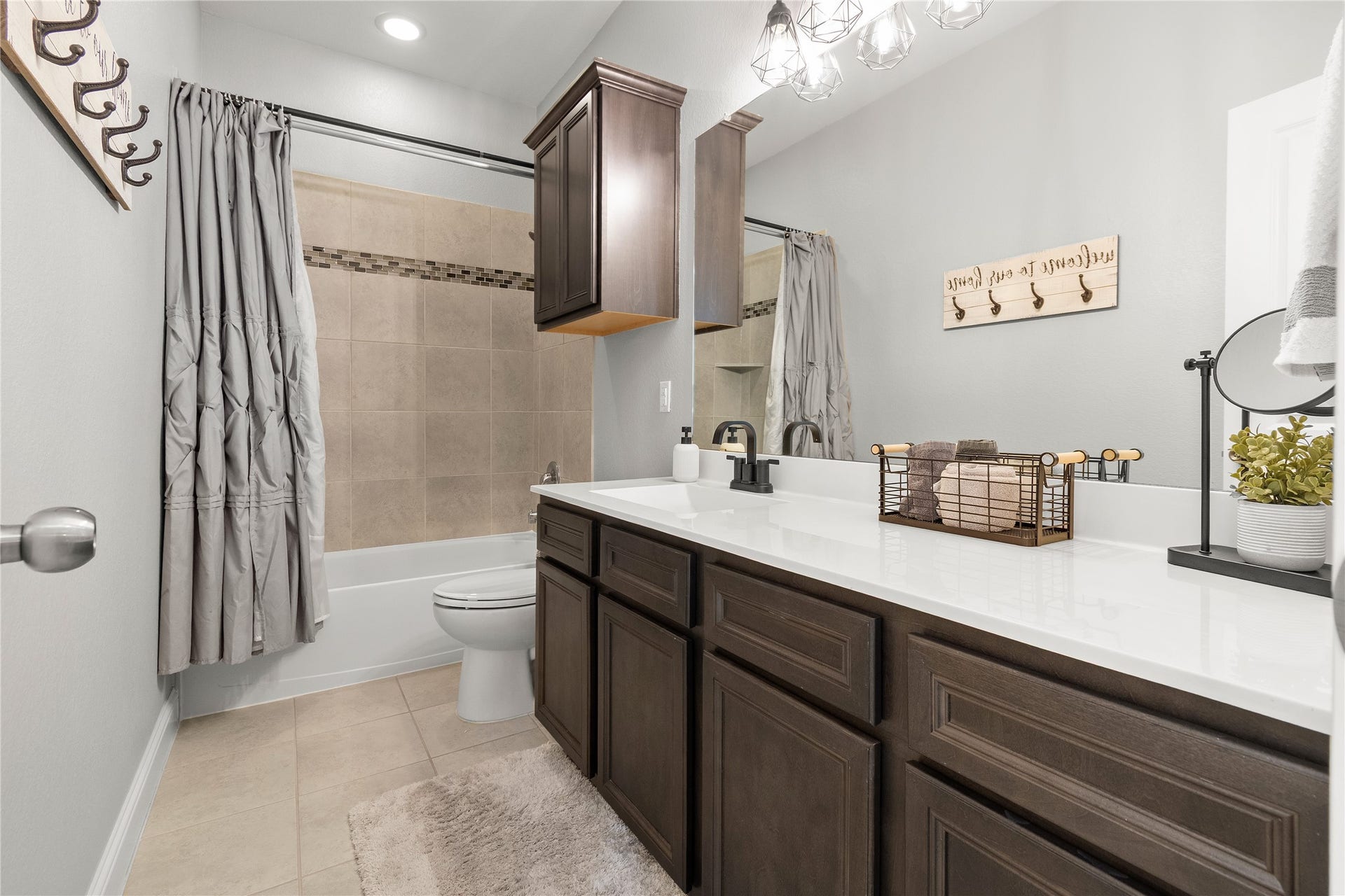 2609 Mystic Springs Lane, League City, TX 77573 2609 Mystic Springs Lane, League City, TX 77573