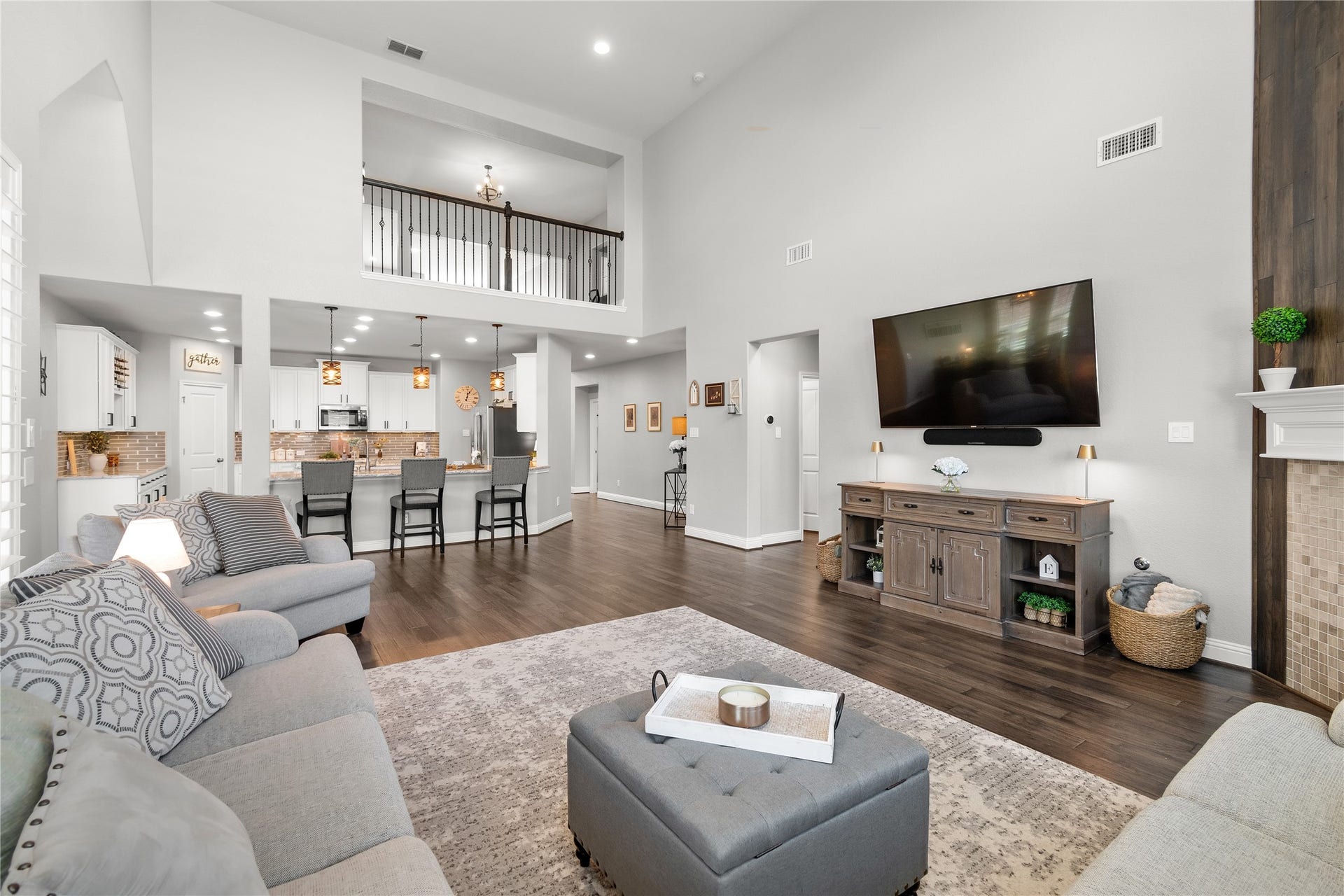 2609 Mystic Springs Lane, League City, TX 77573 2609 Mystic Springs Lane, League City, TX 77573