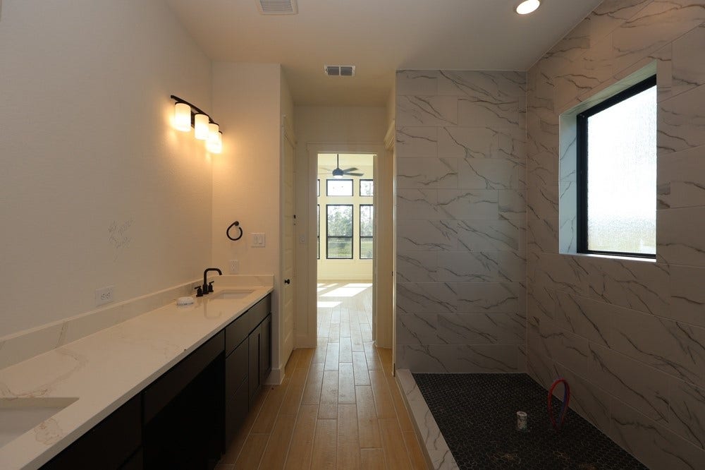 18442 Lovelier Lane, Conroe, TX 77302 18442 Lovelier Lane, Conroe, TX 77302