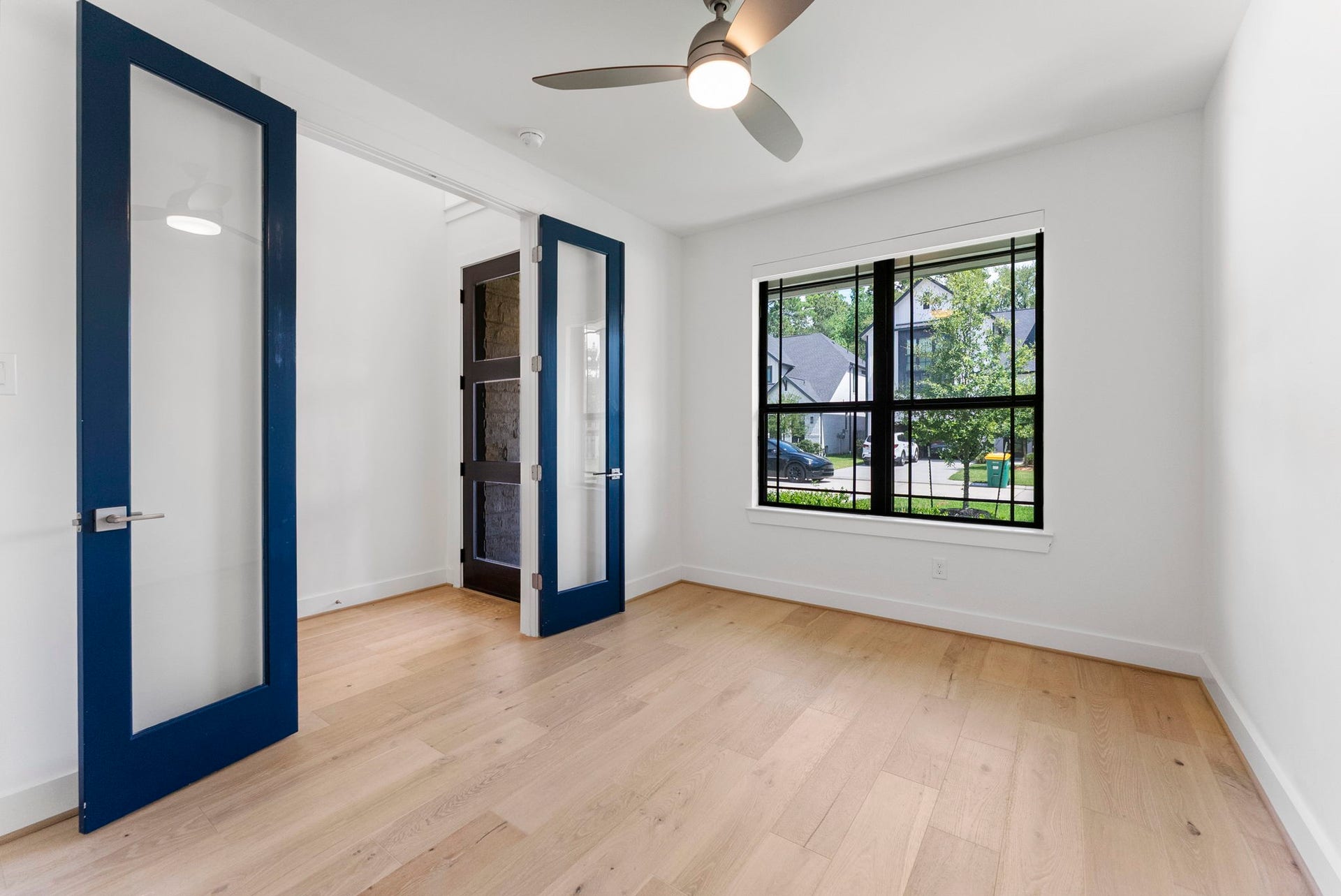 15 Honeycomb Ridge Place, The Woodlands, TX 77380 15 Honeycomb Ridge Place, The Woodlands, TX 77380