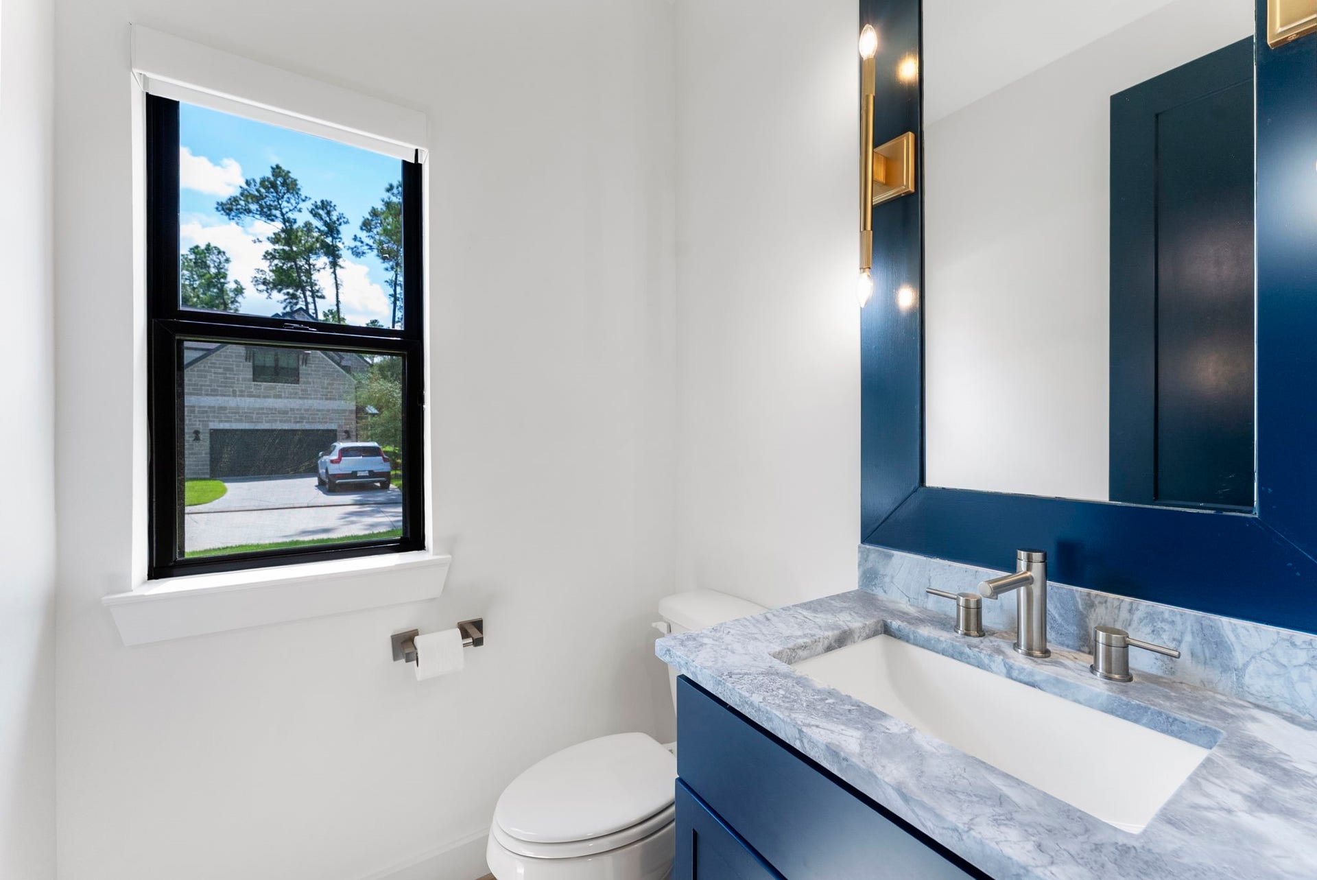 15 Honeycomb Ridge Place, The Woodlands, TX 77380 15 Honeycomb Ridge Place, The Woodlands, TX 77380