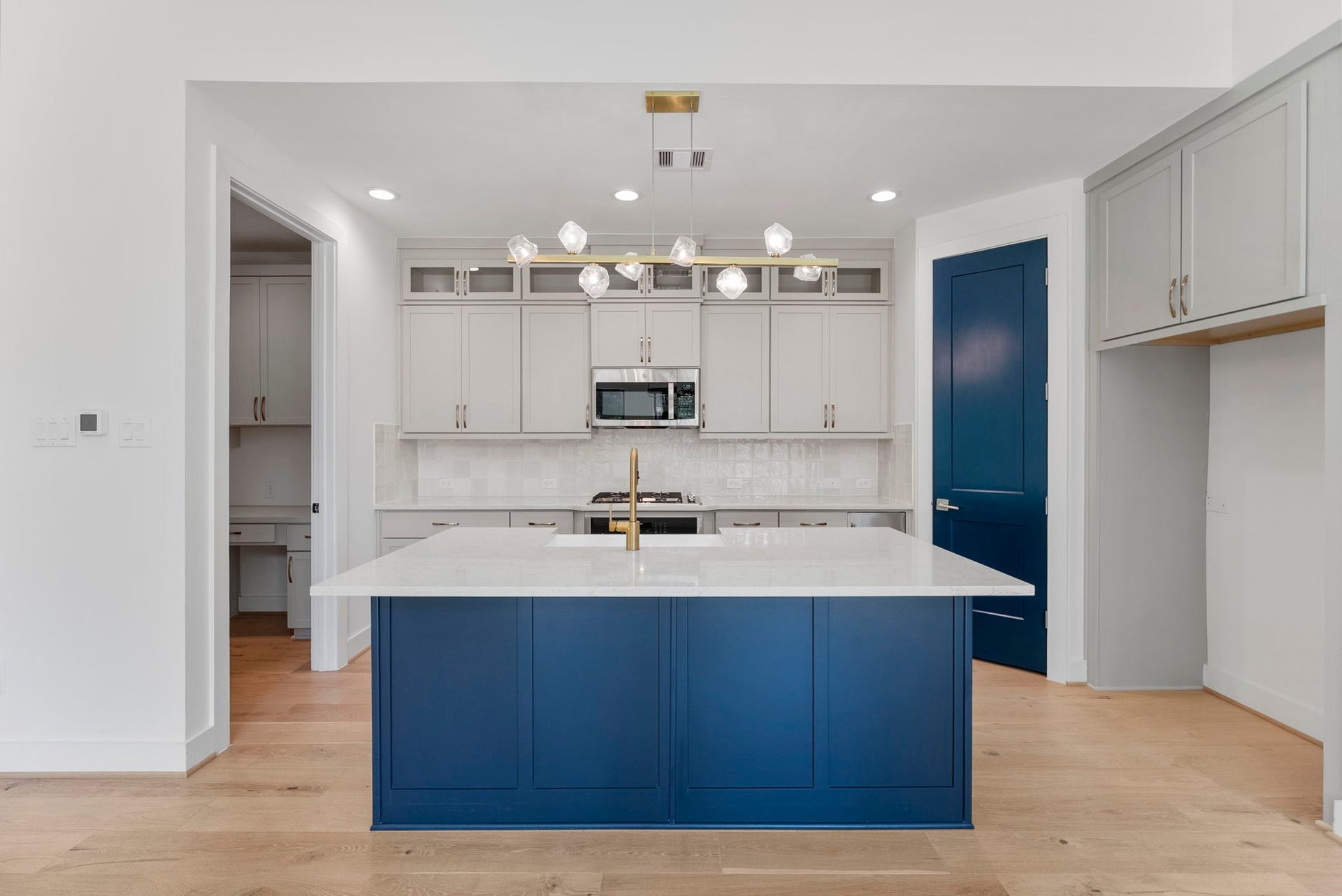 15 Honeycomb Ridge Place, The Woodlands, TX 77380 15 Honeycomb Ridge Place, The Woodlands, TX 77380