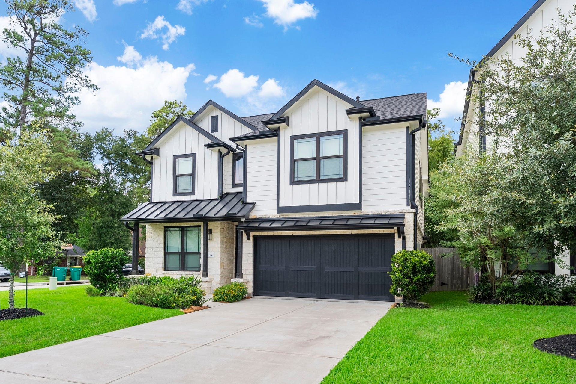 15 Honeycomb Ridge Place, The Woodlands, TX 77380 15 Honeycomb Ridge Place, The Woodlands, TX 77380