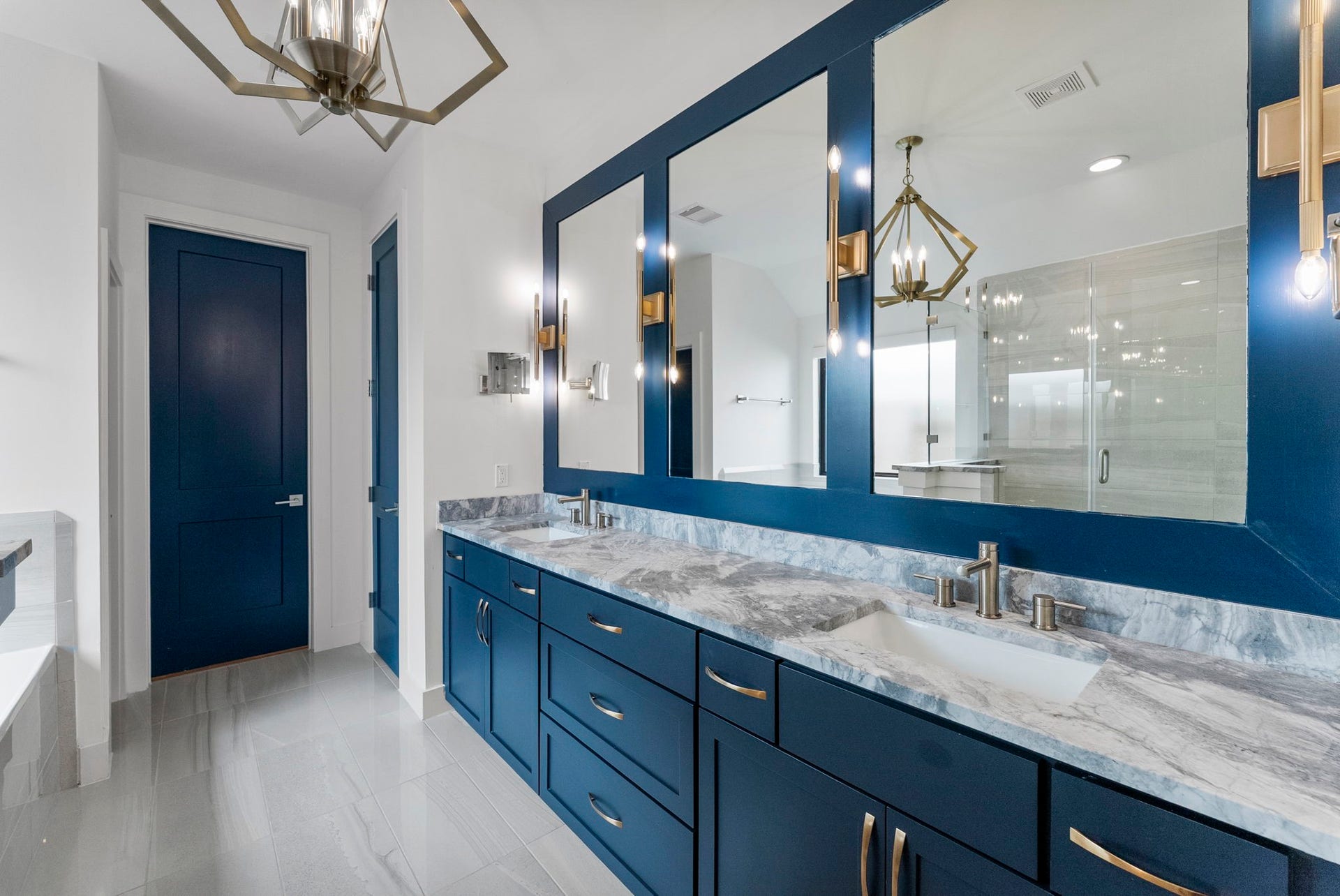 15 Honeycomb Ridge Place, The Woodlands, TX 77380 15 Honeycomb Ridge Place, The Woodlands, TX 77380