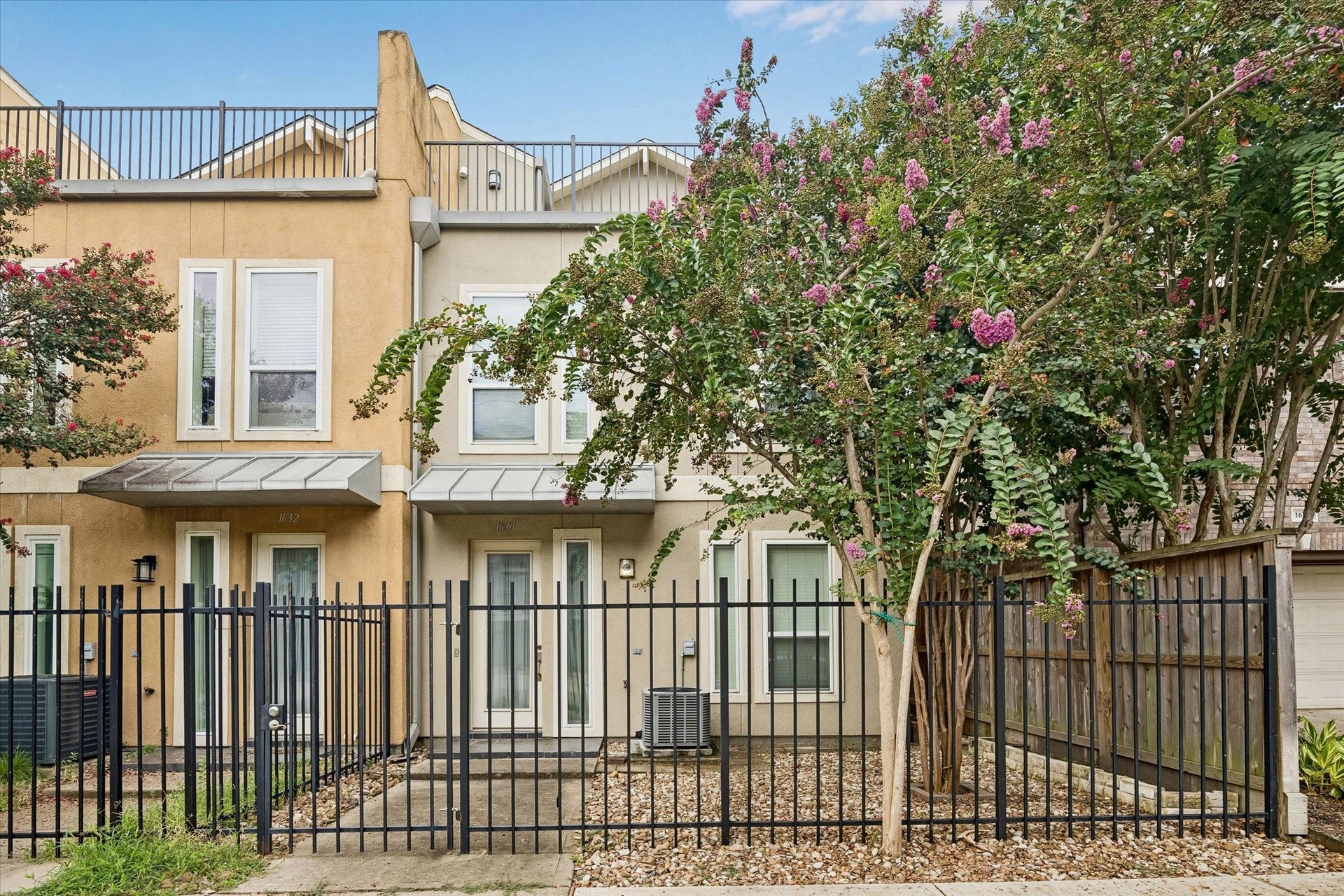1630 Cohn Street, Houston, TX 77007 1630 Cohn Street, Houston, TX 77007