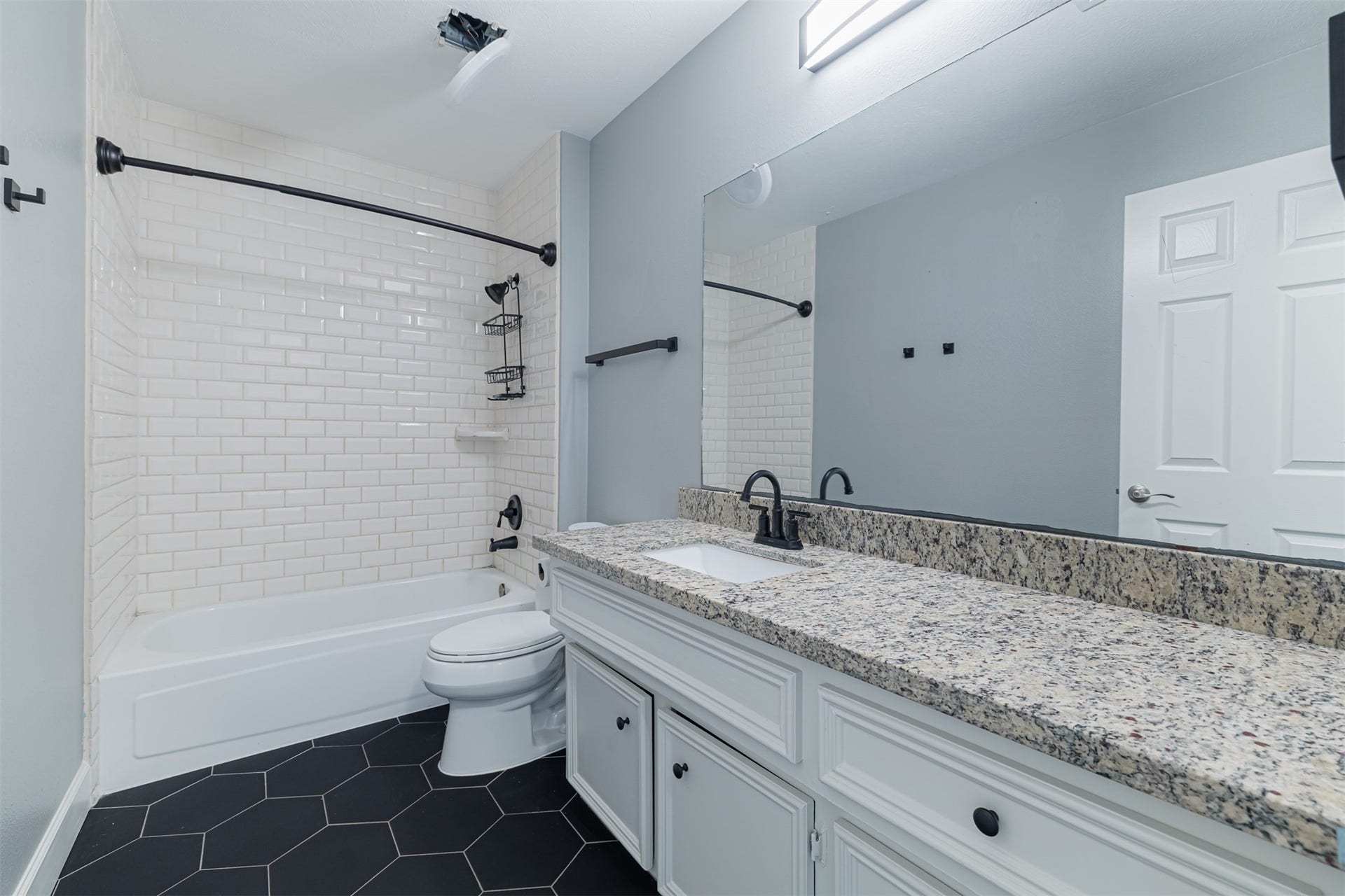 2nd Full Bathroom