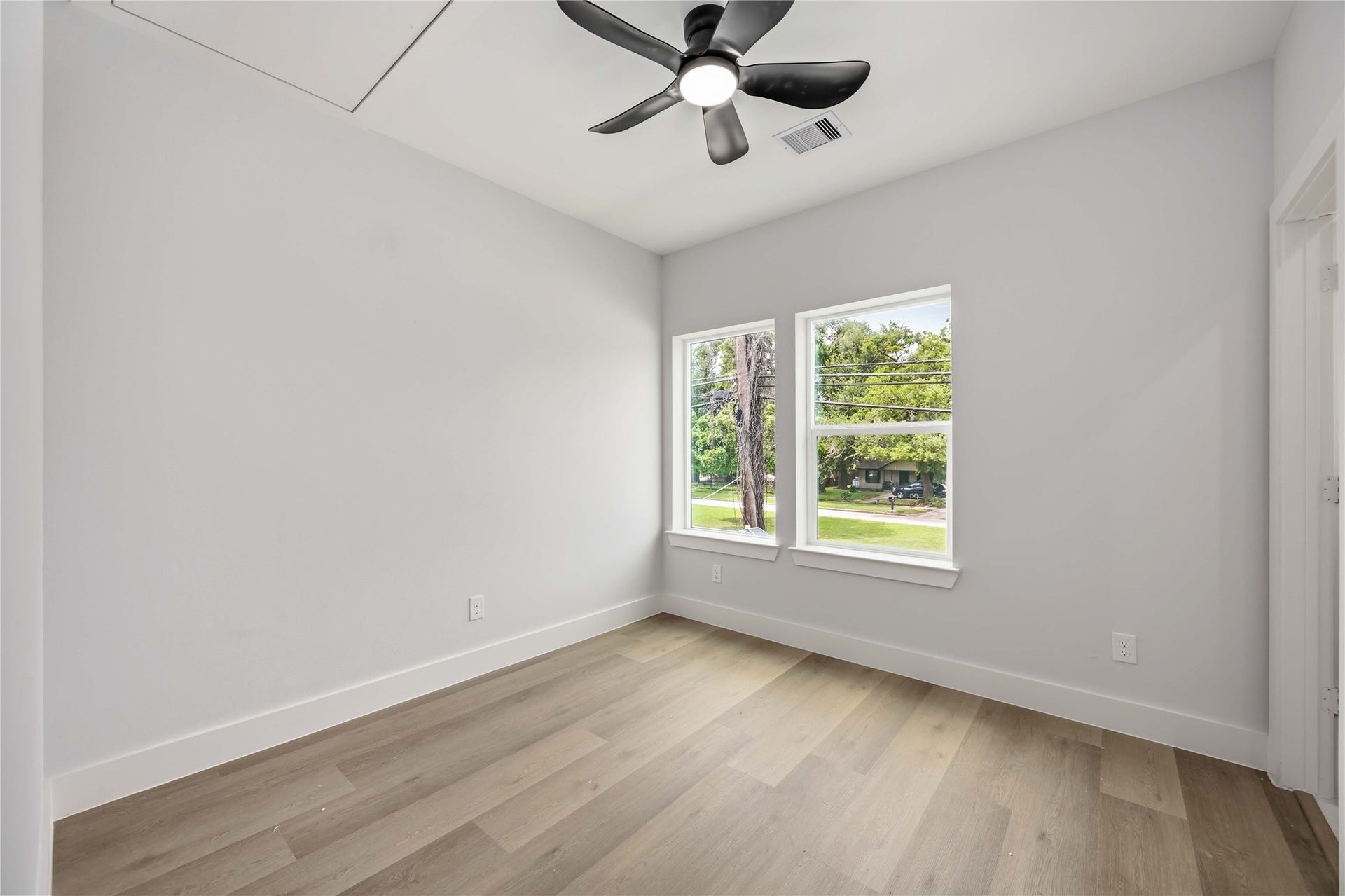 7611 Lawn Street, #C, Houston, TX 77088 7611 Lawn Street, #C, Houston, TX 77088
