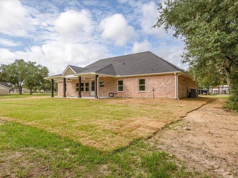 3411 Avenue J 1/2, Santa Fe, TX 77510 Fresh sod