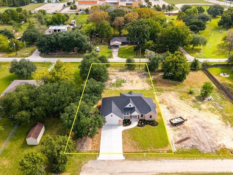 3411 Avenue J 1/2, Santa Fe, TX 77510 Property goes all the way back to Avenue J, so no immediate back neighbors