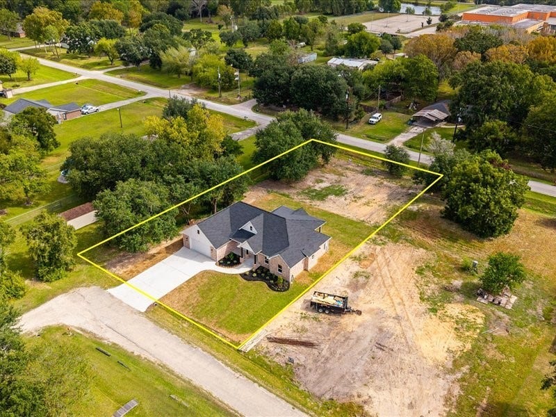 3411 Avenue J 1/2, Santa Fe, TX 77510 3411 Avenue J 1/2, Santa Fe, TX 77510
