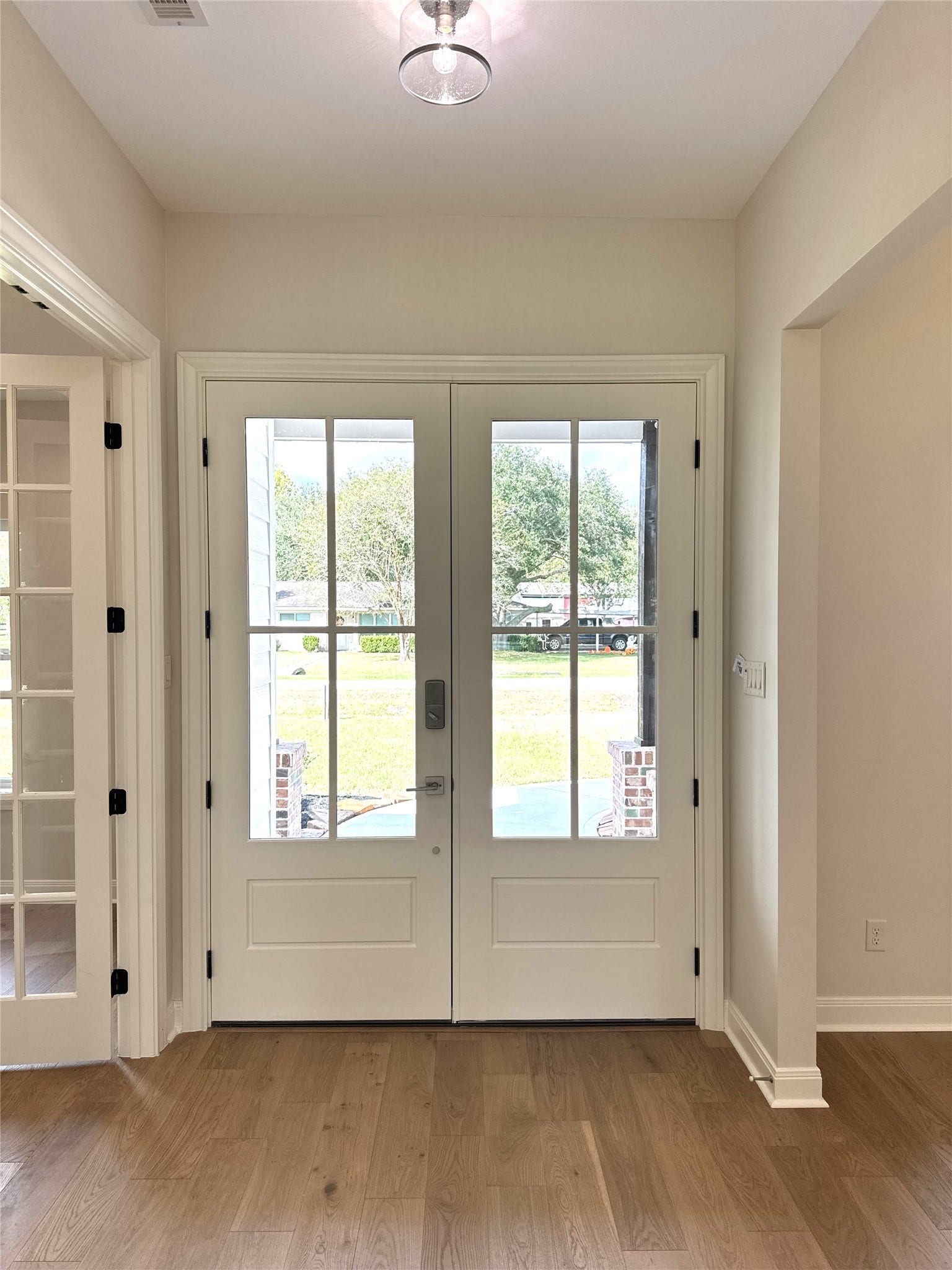 3411 Avenue J 1/2, Santa Fe, TX 77510 Front Entry