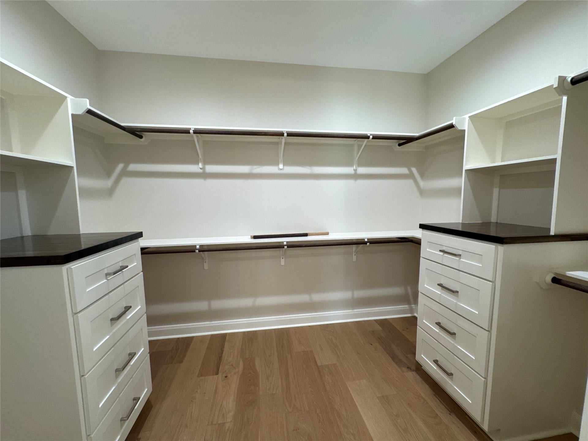 3411 Avenue J 1/2, Santa Fe, TX 77510 Primary closet w/built-in dressers