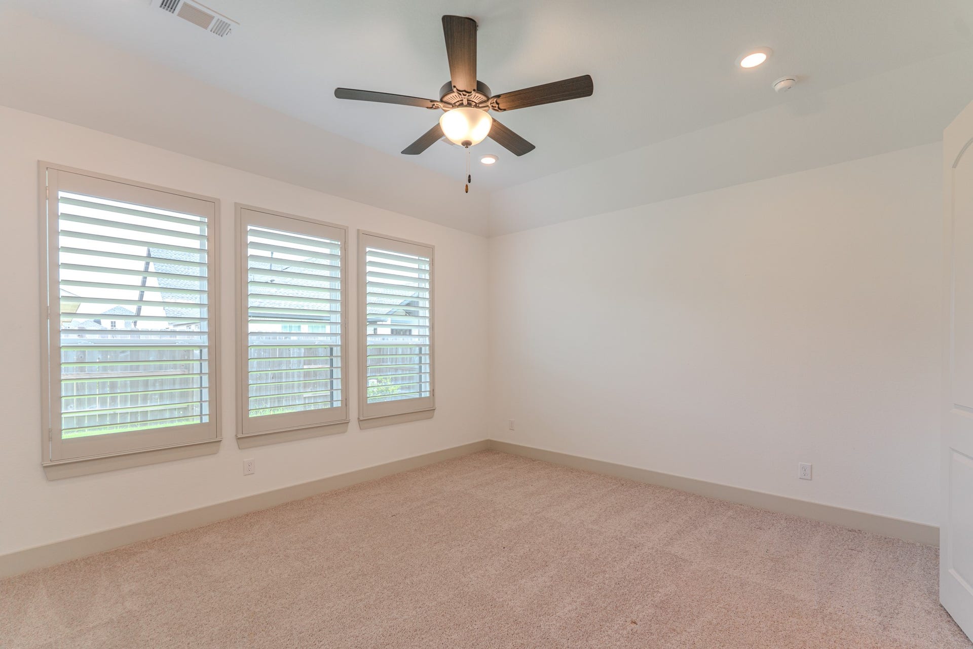 9322 Galloway Woods Trail, Tomball, TX 77375