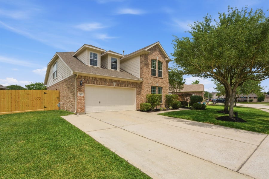 Property photo for 929 Bay Sky Way, Seabrook, TX