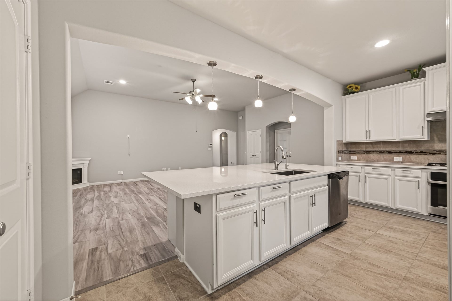 20427 Alpine Meadow Place, Richmond, TX 77407 Clean lines and an open layout make this kitchen both functional and welcoming.
