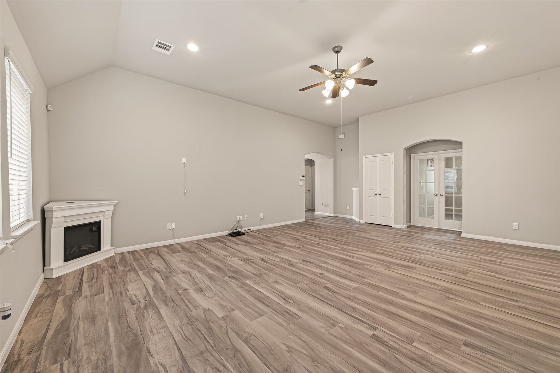 20427 Alpine Meadow Place, Richmond, TX 77407 Large windows bring in abundant light while the spacious layout offers flexibility for your furniture.