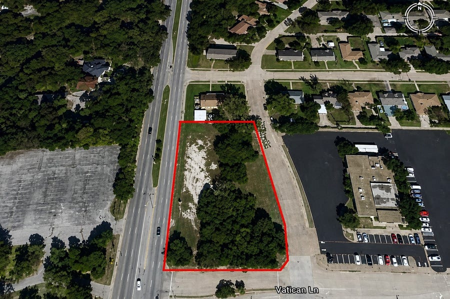 Property photo for 4060 S Hampton Road S, Dallas, TX
