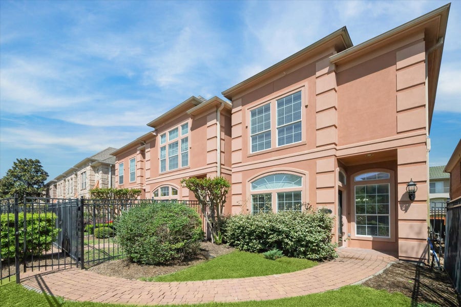 Property photo for 13639 Brookbluff Lane, Houston, TX
