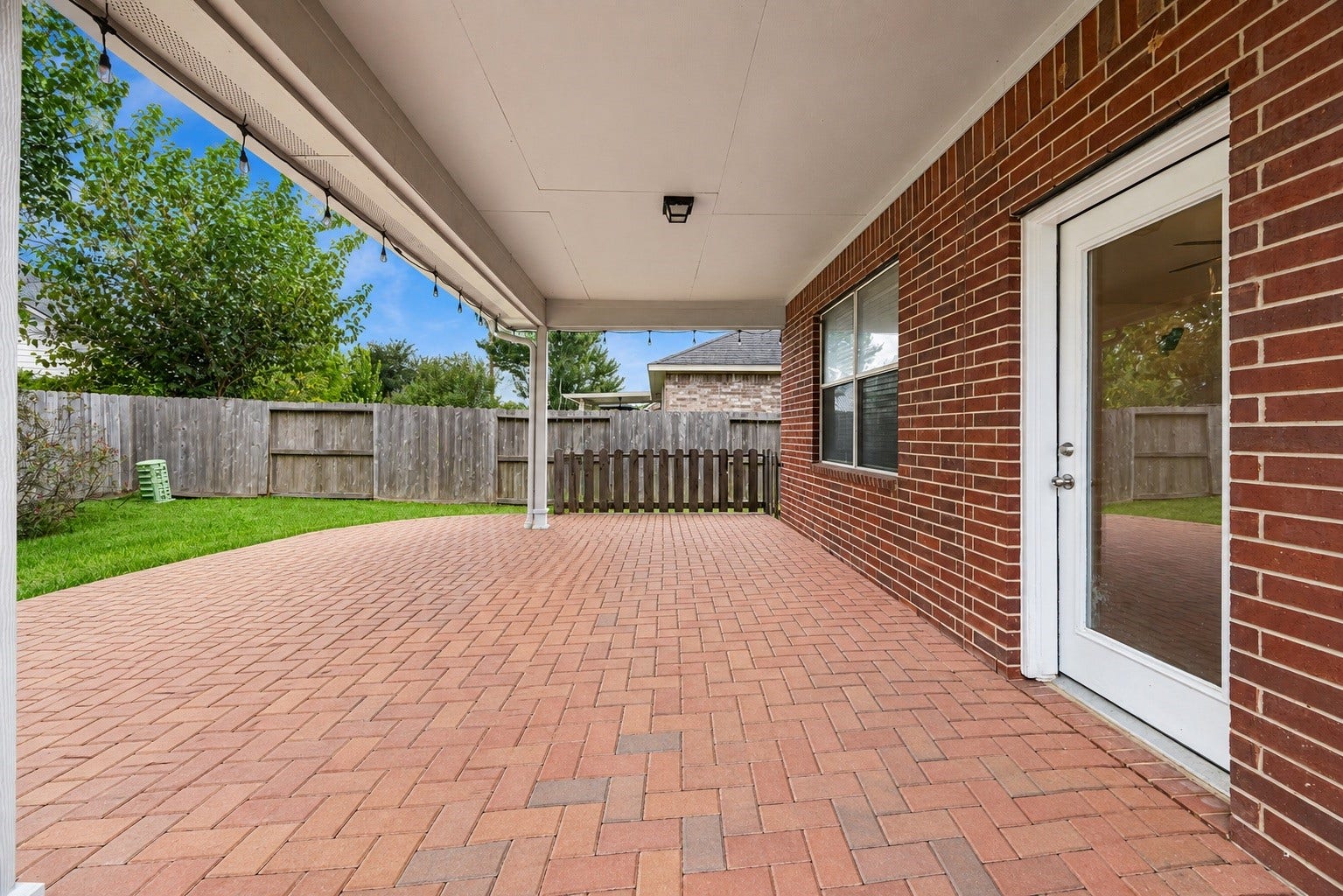 2006 Peonies Court, Pearland, TX 77581 2006 Peonies Court, Pearland, TX 77581