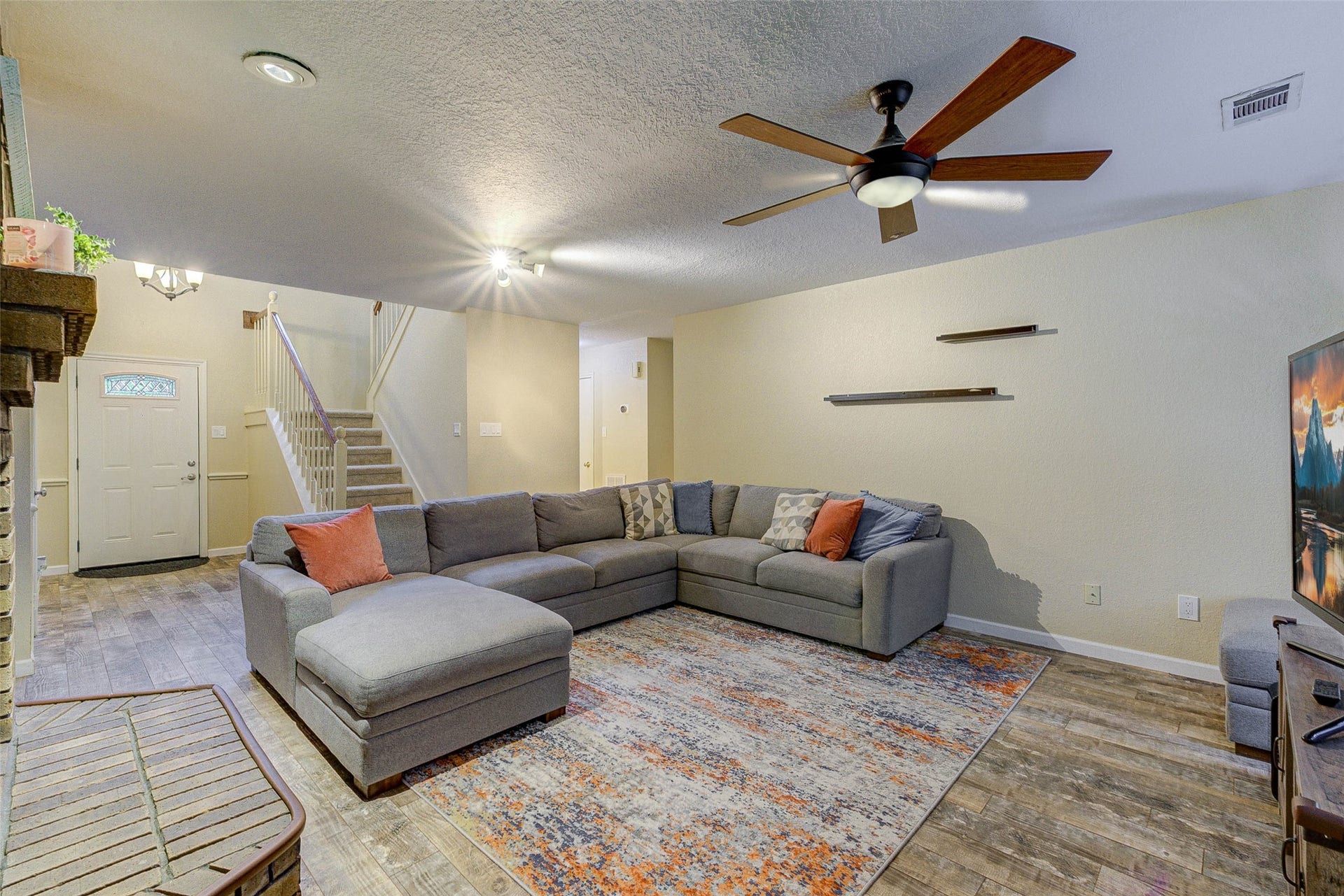 3335 Oak Branch Lane, Sugar Land, TX 77479 3335 Oak Branch Lane, Sugar Land, TX 77479