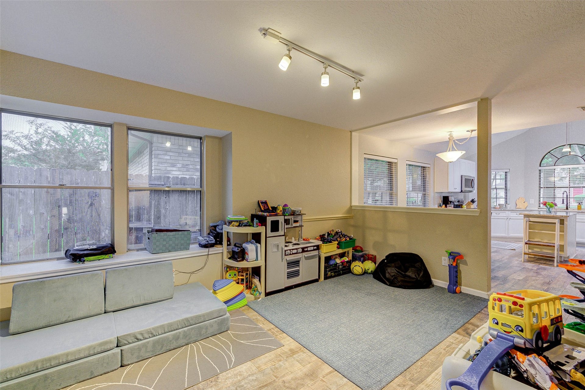 3335 Oak Branch Lane, Sugar Land, TX 77479 3335 Oak Branch Lane, Sugar Land, TX 77479