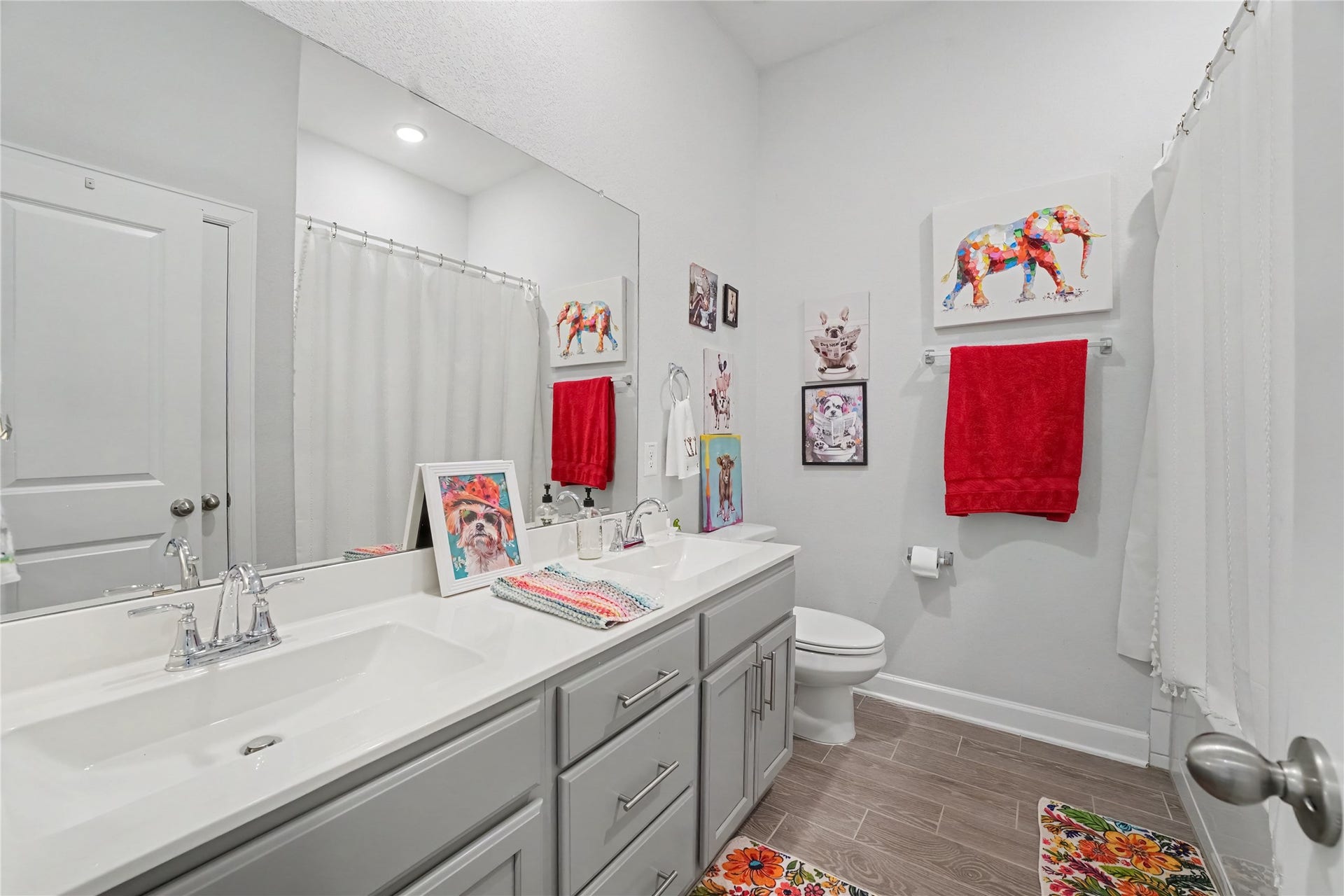 23511 Meritage Drive, Alvin, TX 77511 Hall Bath