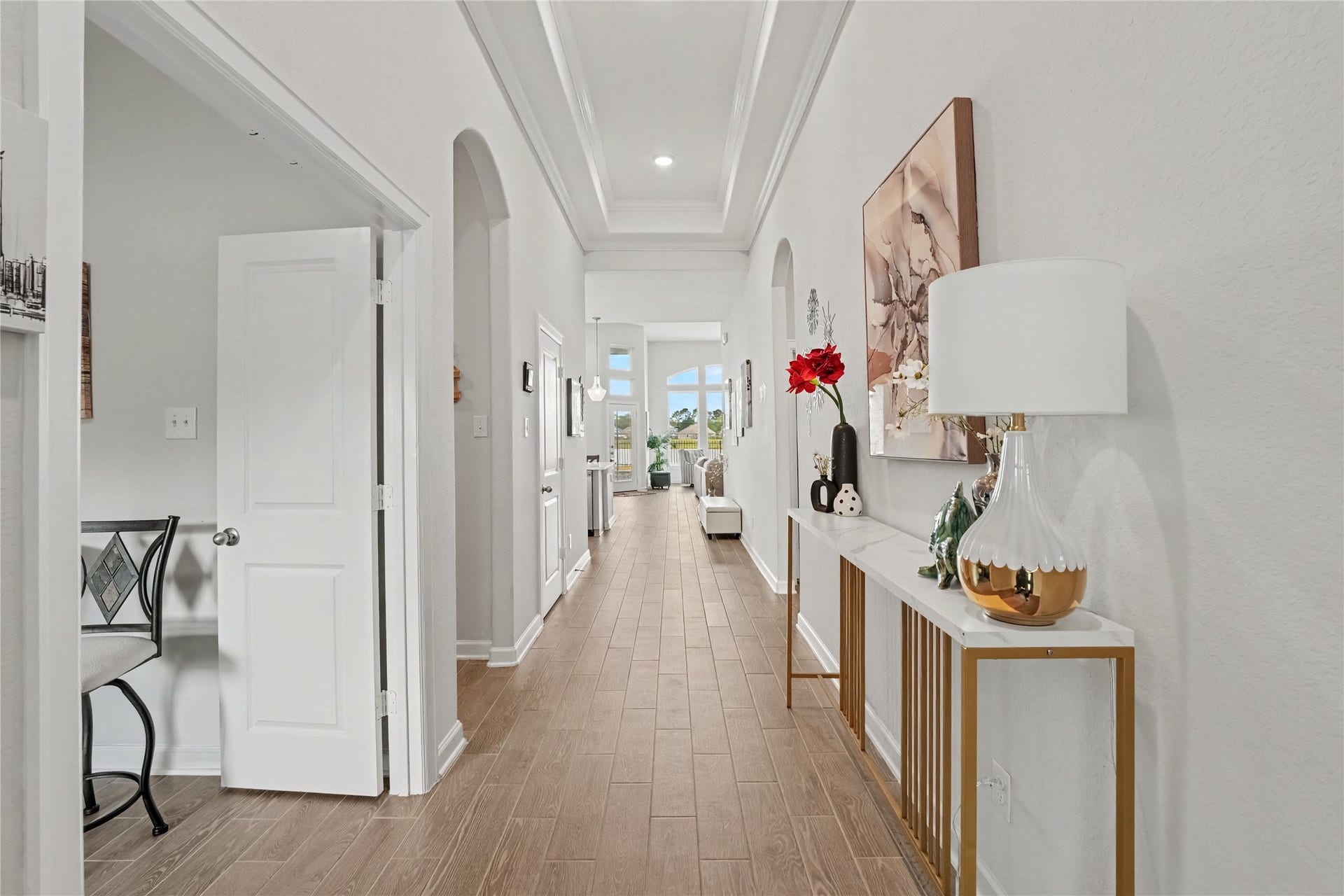 23511 Meritage Drive, Alvin, TX 77511 Entry Way with High Ceilings