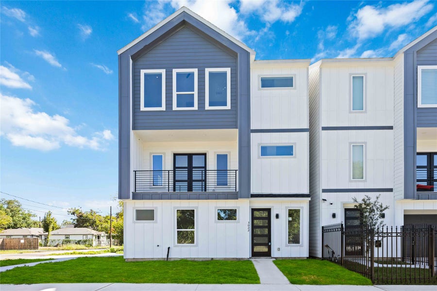 Property photo for 3022 Drew Street, Houston, TX