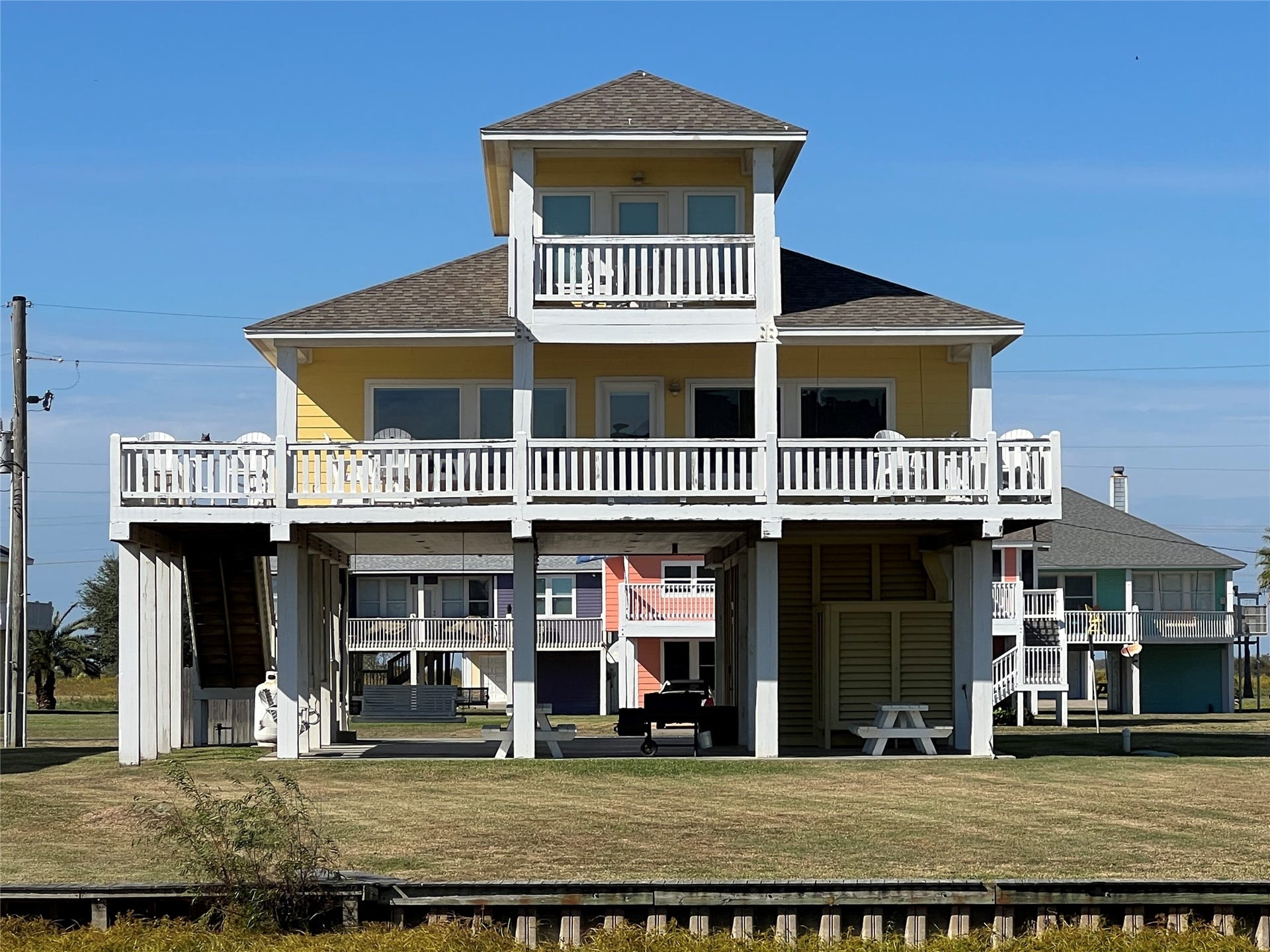 3170 Sea Castle Drive, Crystal Beach, TX 77650 3170 Sea Castle Drive, Crystal Beach, TX 77650