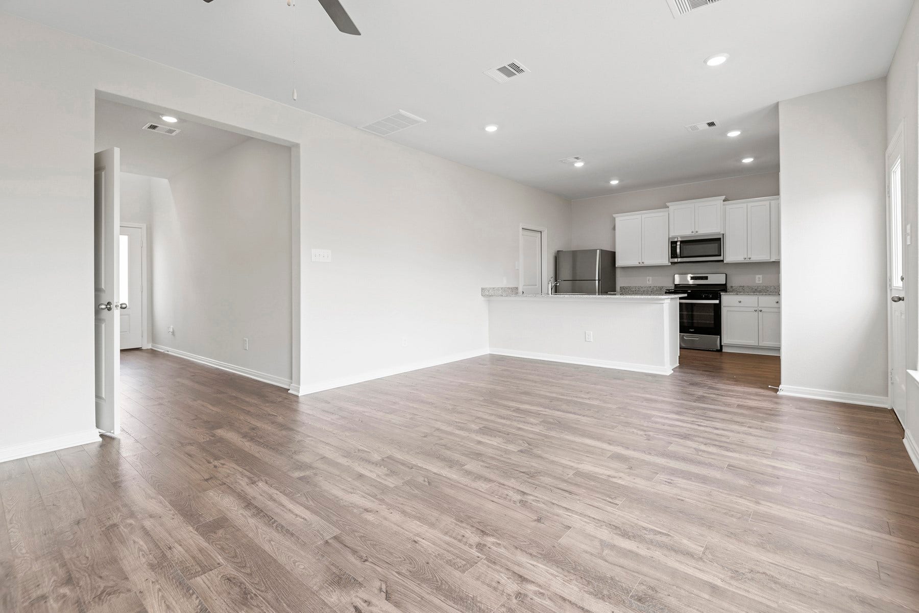 8314 Sunberry Shadow Drive Drive, Houston, TX 77016 8314 Sunberry Shadow Drive Drive, Houston, TX 77016