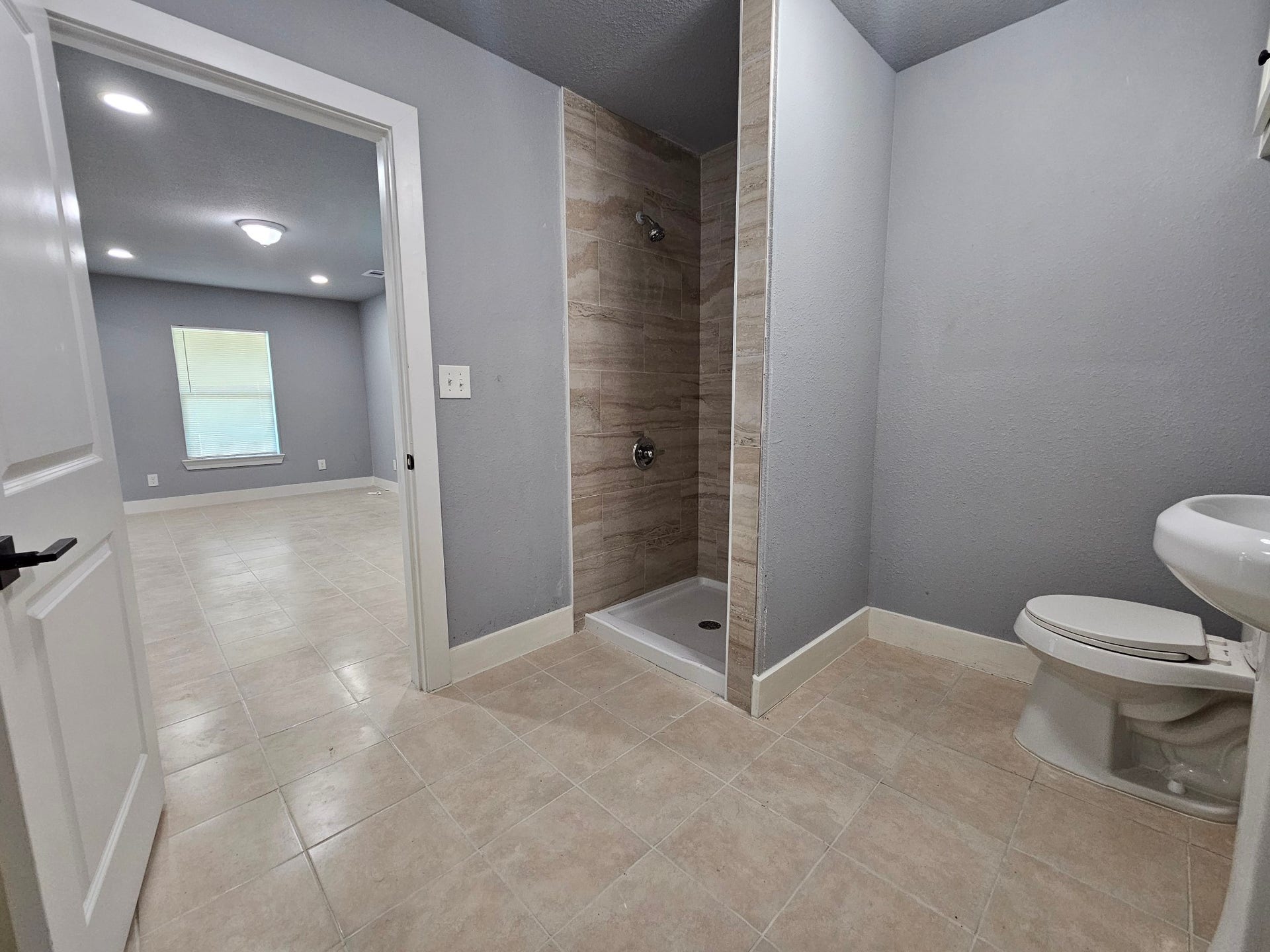 2129 Raspberry Lane, Pasadena, TX 77502 2129 Raspberry Lane, Pasadena, TX 77502