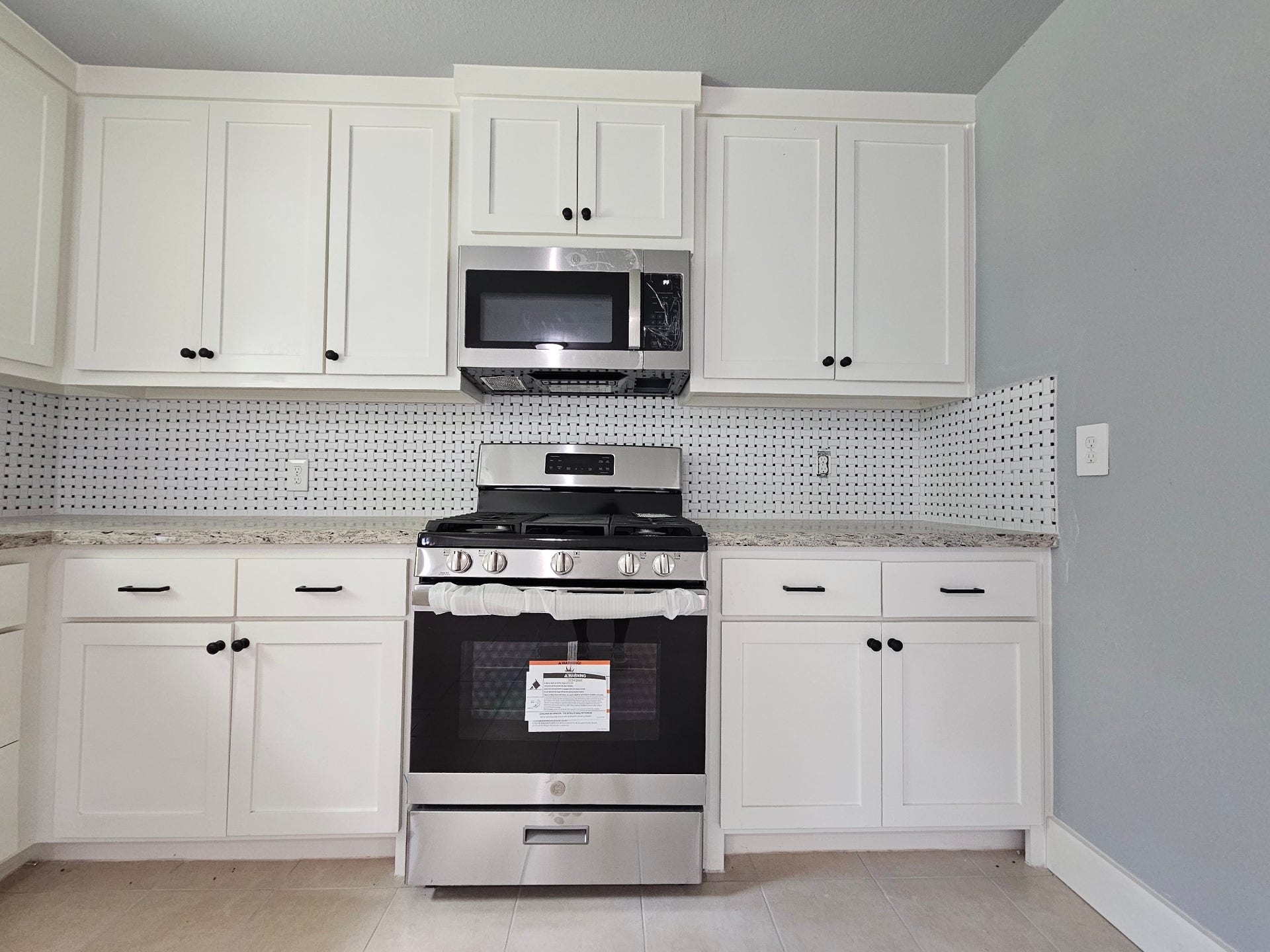 2129 Raspberry Lane, Pasadena, TX 77502 2129 Raspberry Lane, Pasadena, TX 77502