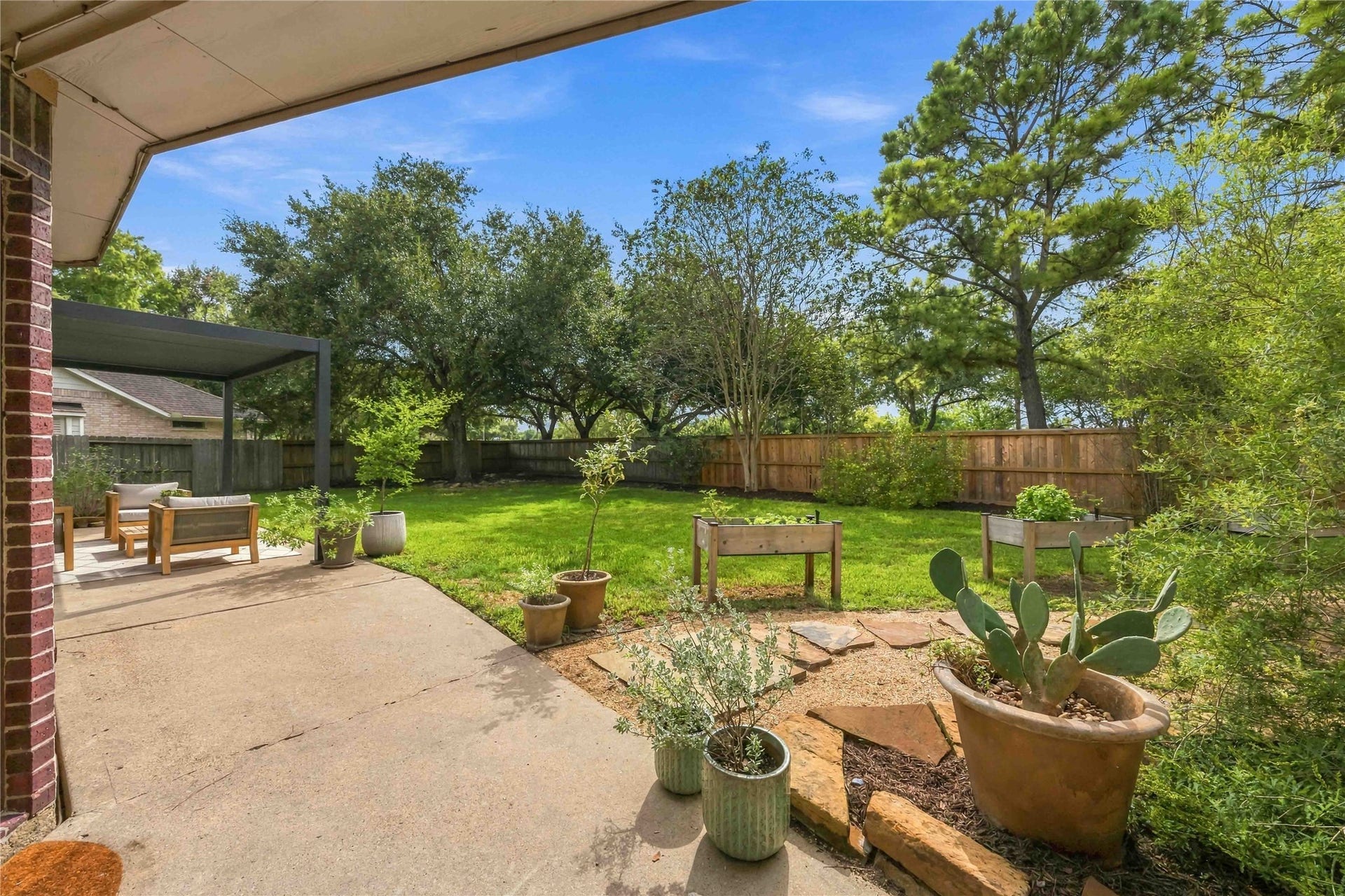 3502 Miraglen Drive, Pearland, TX 77584 3502 Miraglen Drive, Pearland, TX 77584