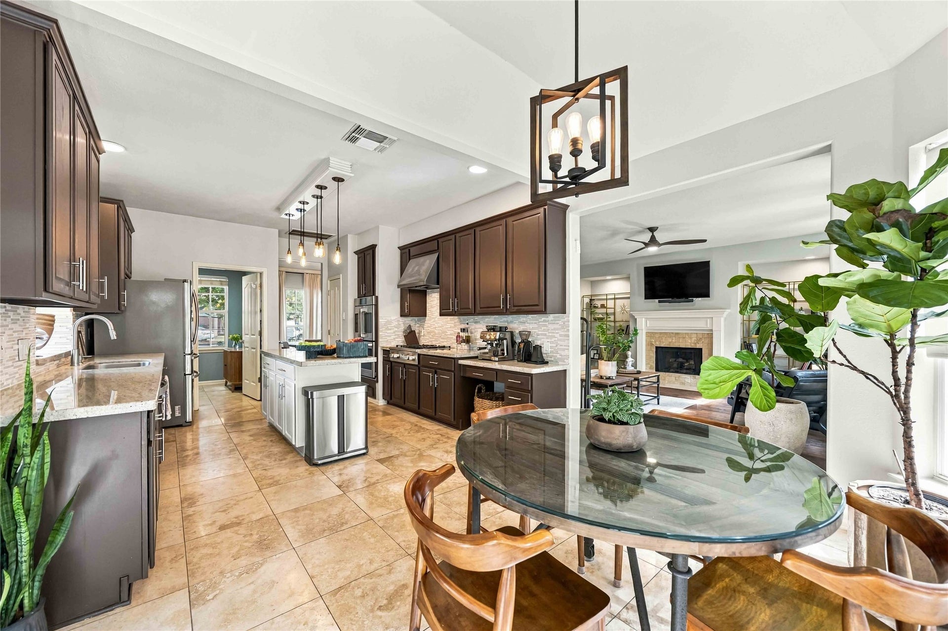 3502 Miraglen Drive, Pearland, TX 77584 3502 Miraglen Drive, Pearland, TX 77584