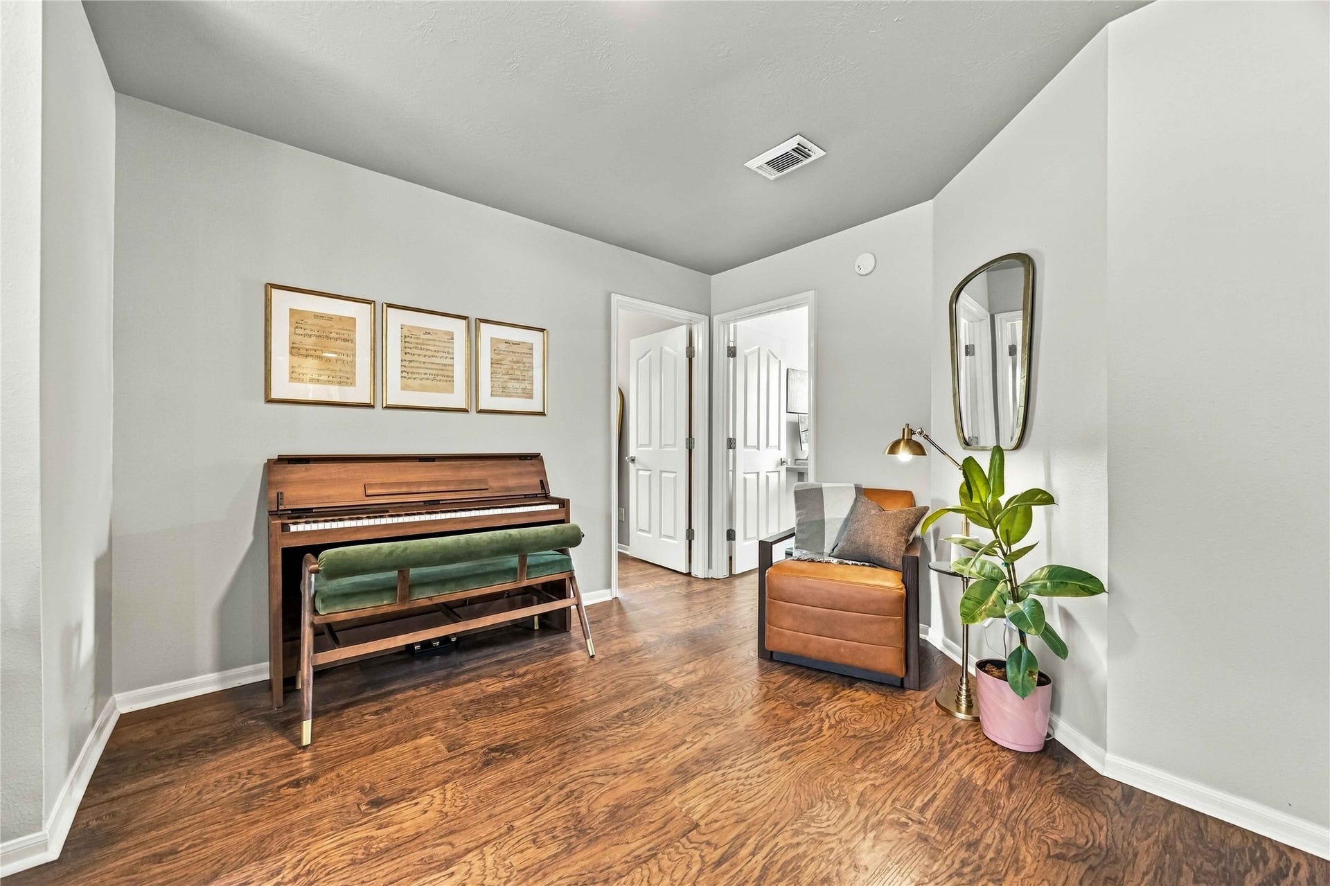 3502 Miraglen Drive, Pearland, TX 77584 3502 Miraglen Drive, Pearland, TX 77584