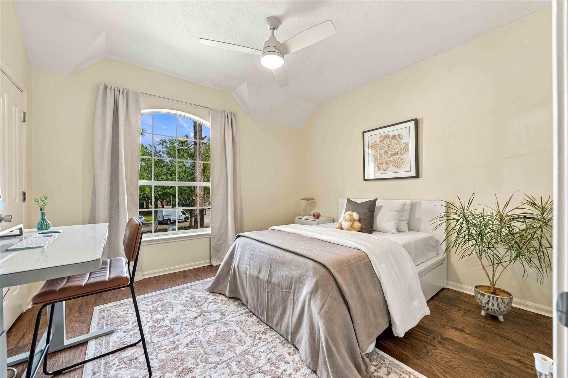 3502 Miraglen Drive, Pearland, TX 77584 3502 Miraglen Drive, Pearland, TX 77584
